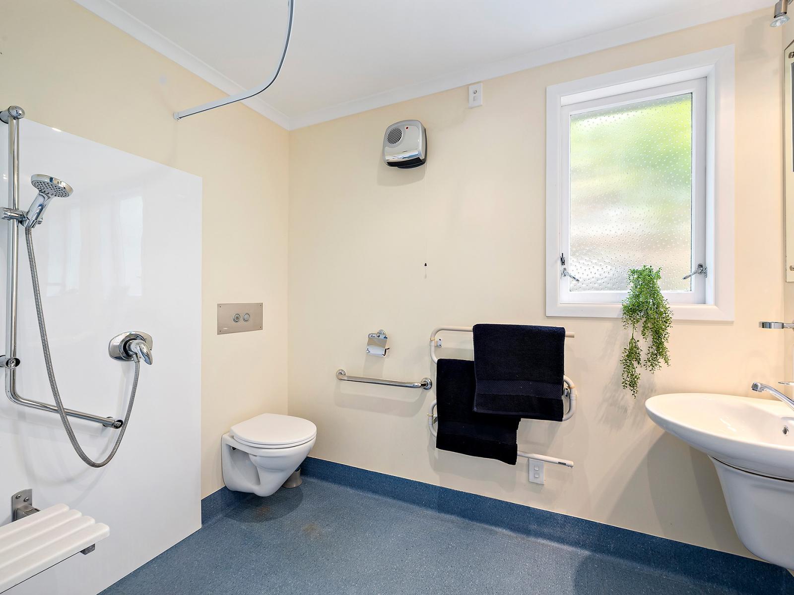 144 Broderick Road, Johnsonville