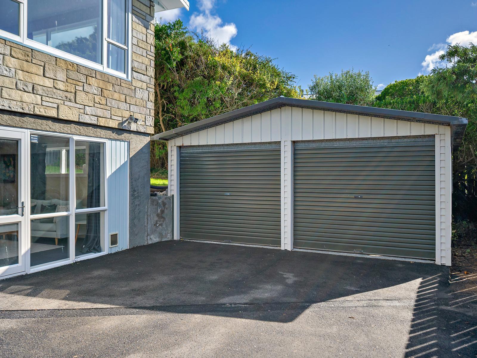 144 Broderick Road, Johnsonville