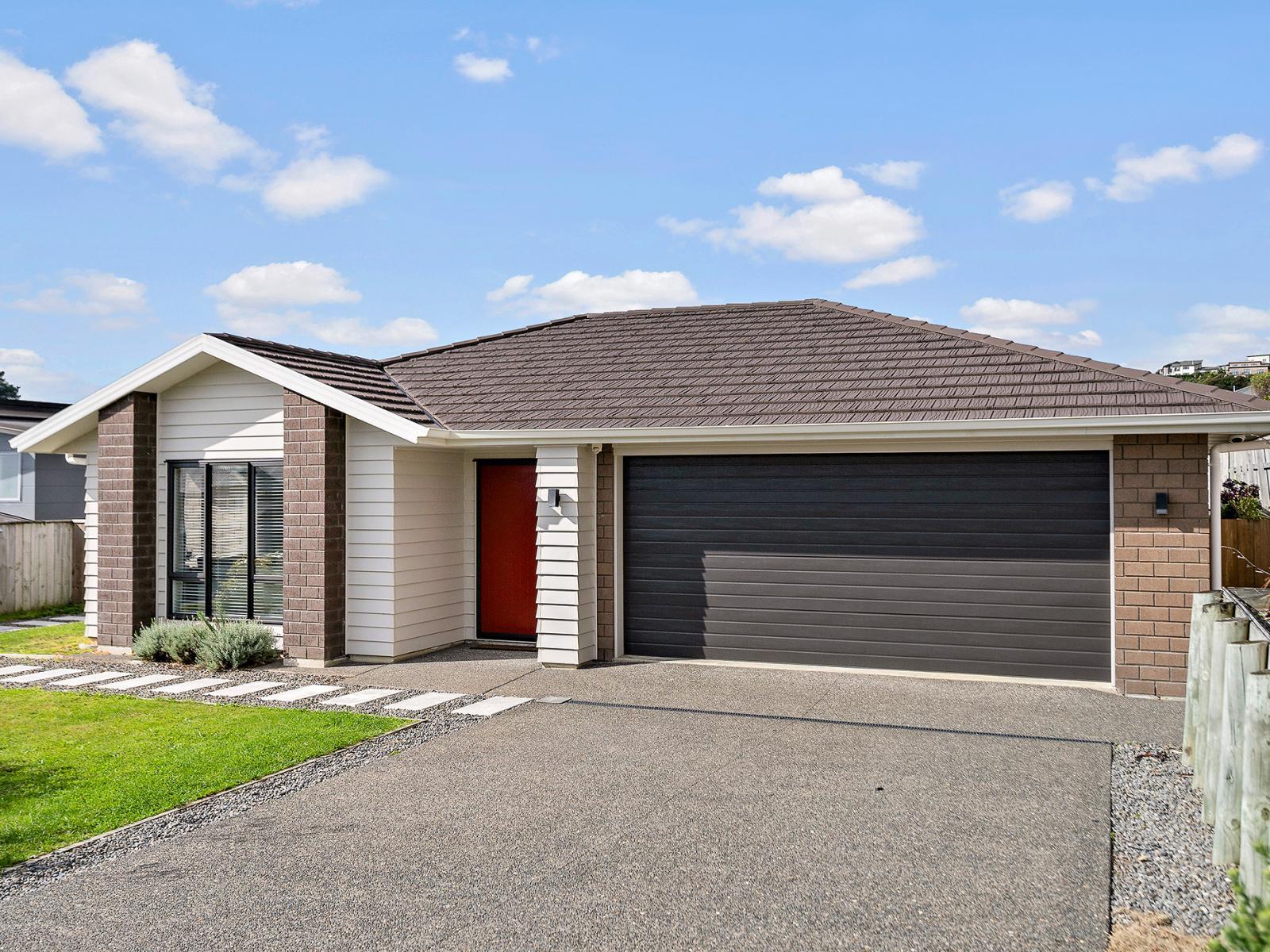 13 John Burke Drive, Aotea