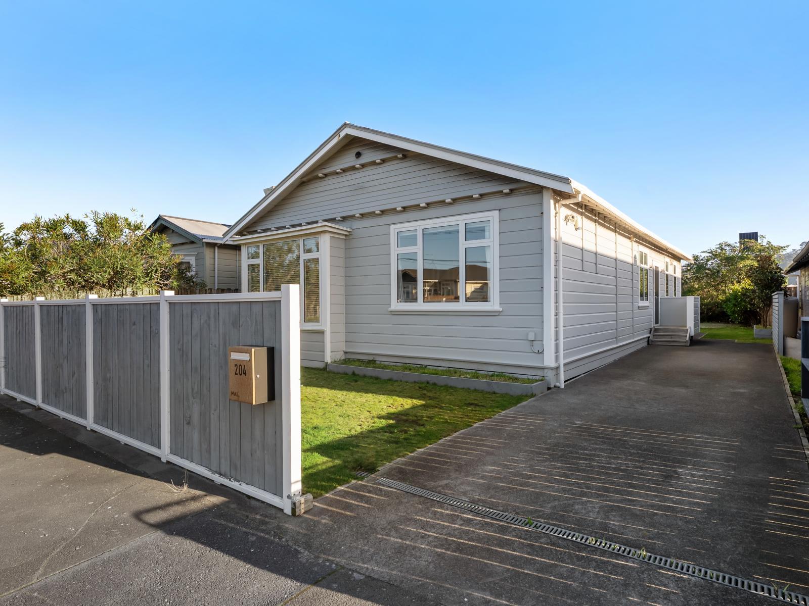 204 Coutts Street, Rongotai
