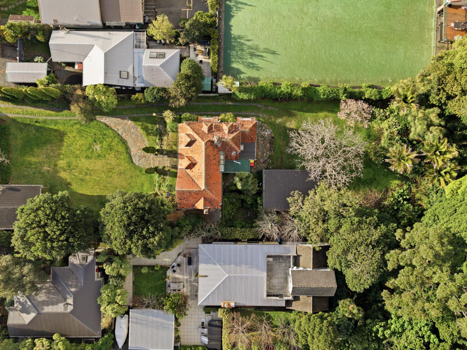 191 and 193 Muritai Road, Eastbourne 191 and 193 Muritai Road, Eastbourne