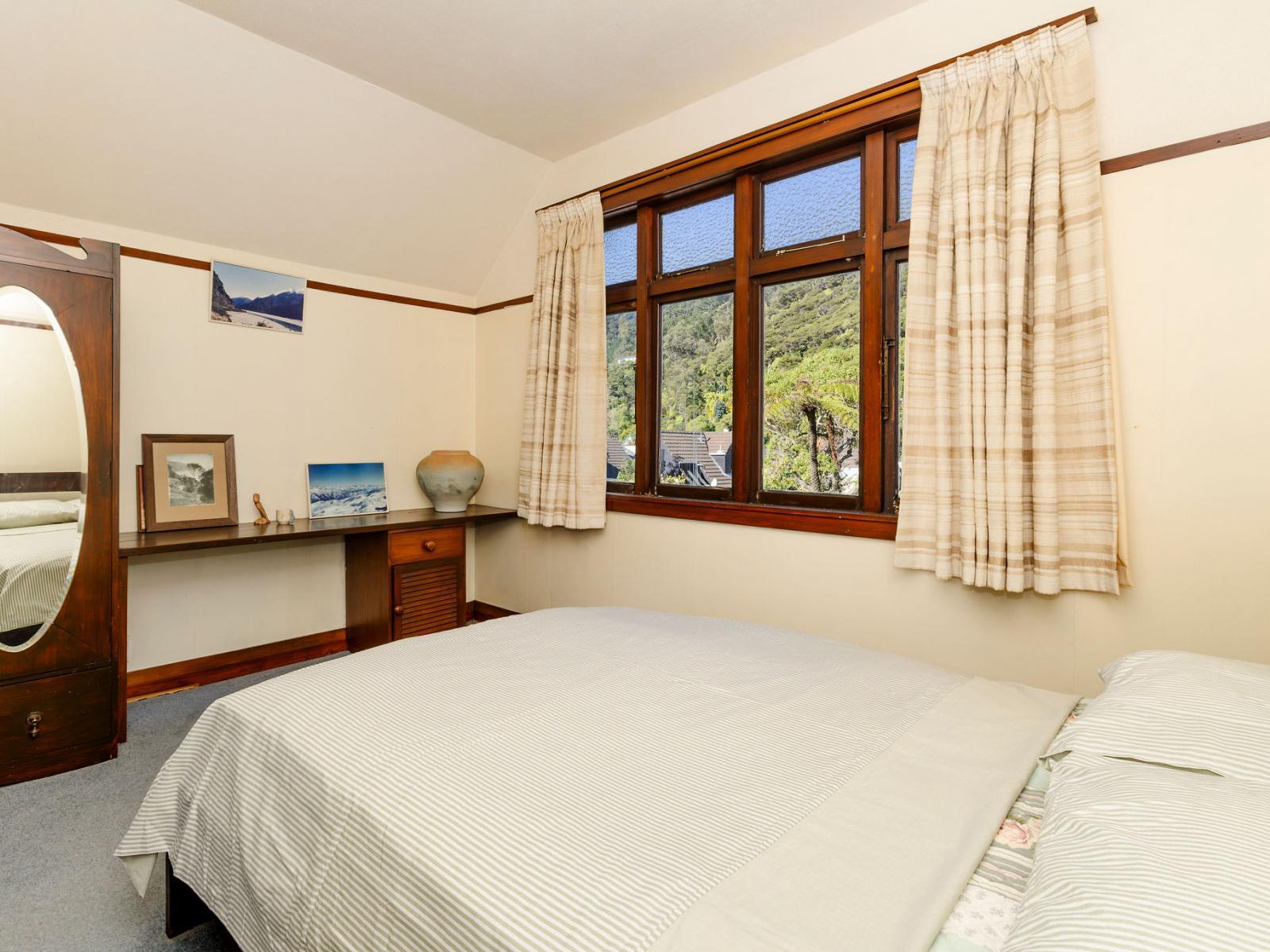 73 Marine Parade, Eastbourne