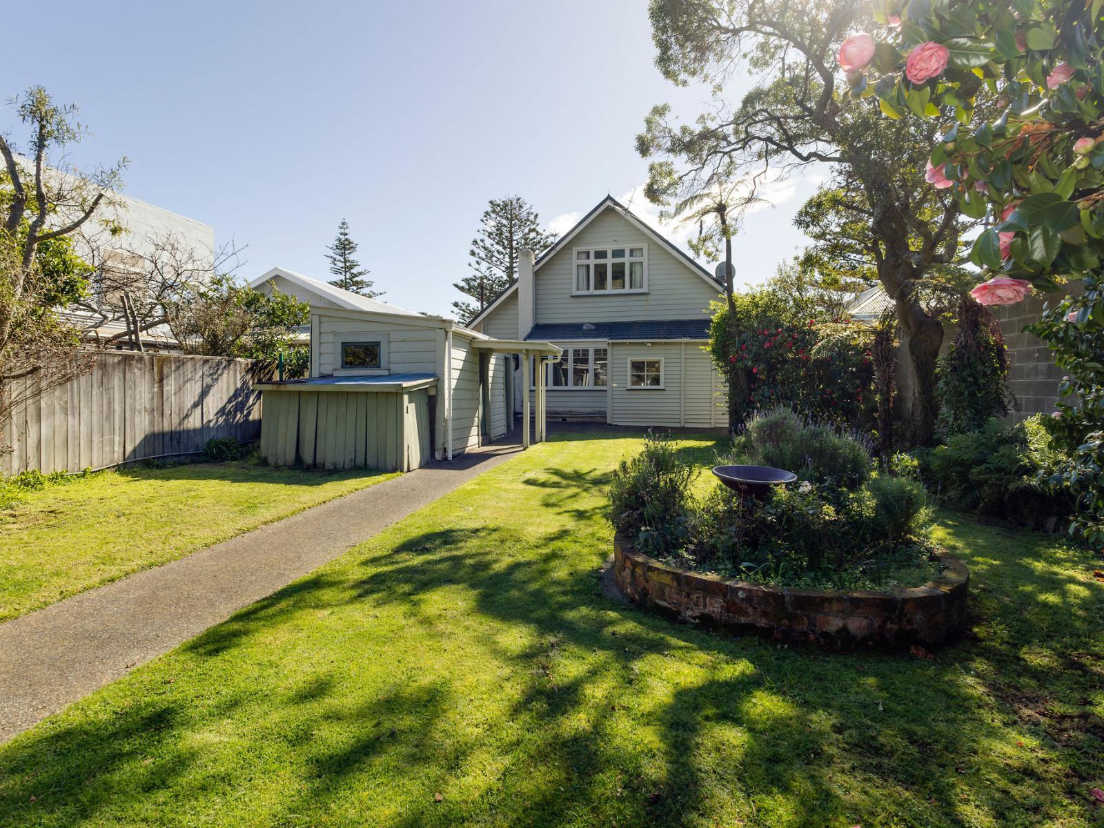 73 Marine Parade, Eastbourne