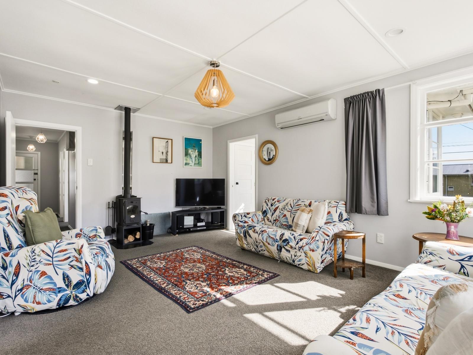 24 Rimu Street, Naenae 24 Rimu Street, Naenae