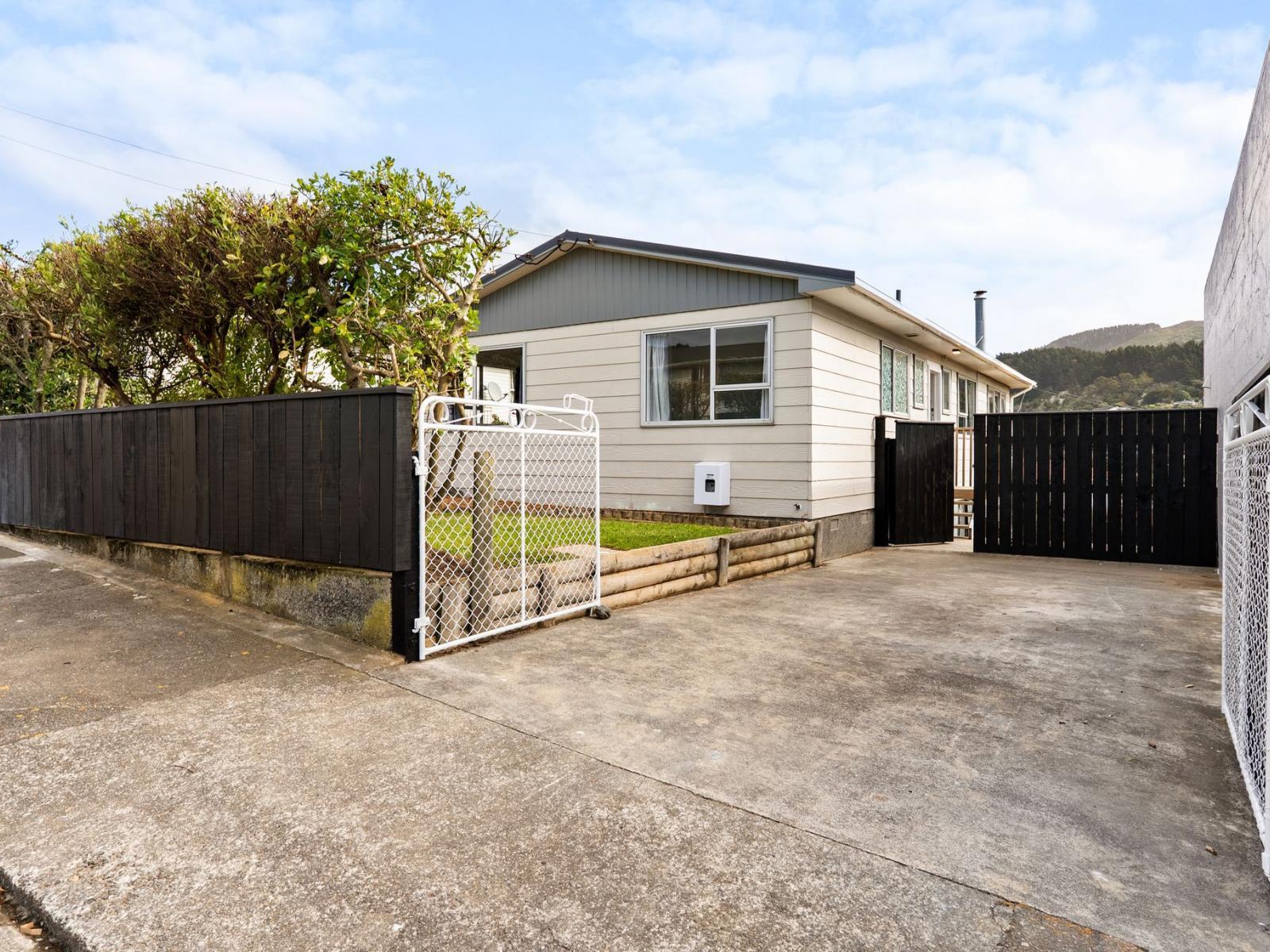31 Bell Street, Tawa