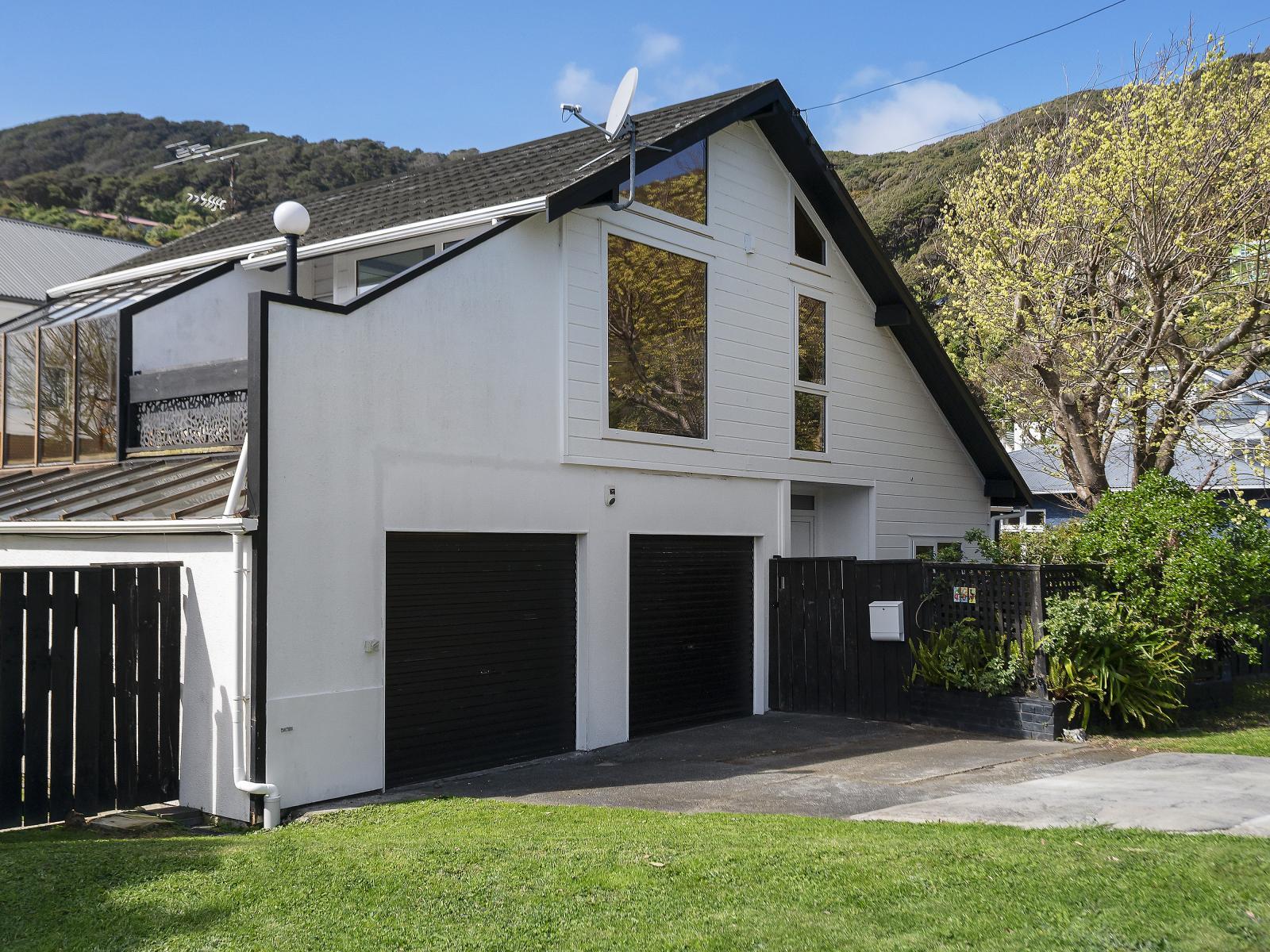 407 Muritai Road, Eastbourne