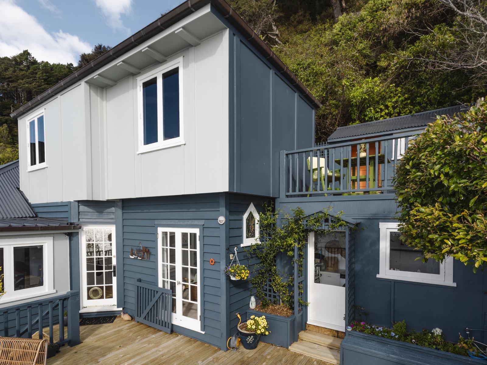 625 Marine Drive, Days Bay 625 Marine Drive, Days Bay
