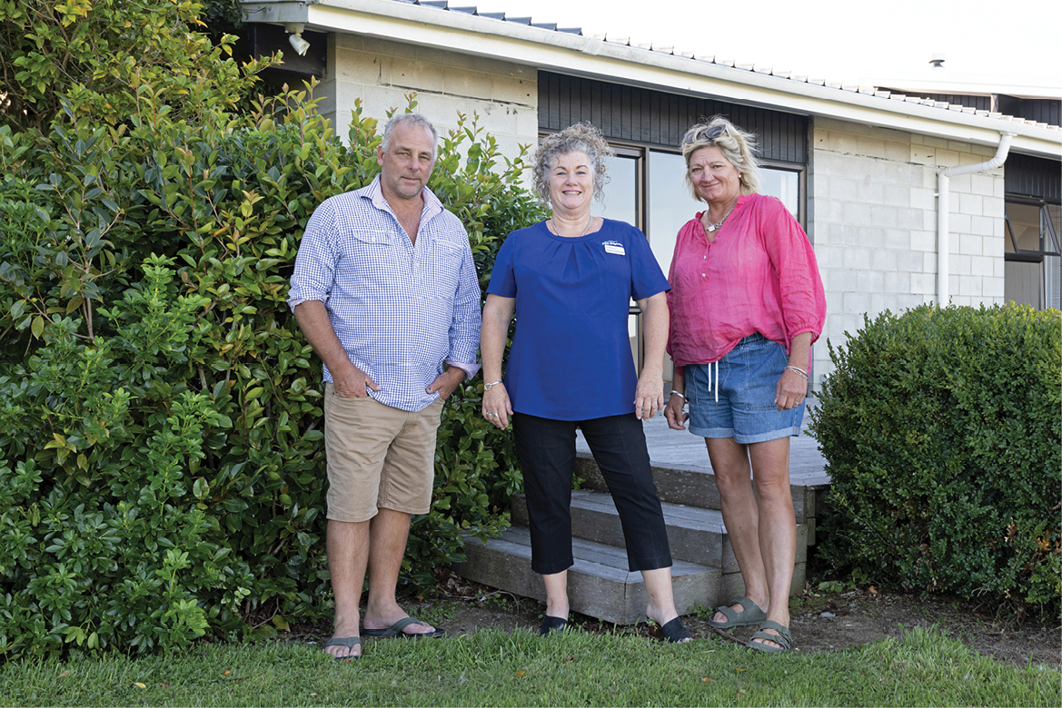 LRC_AUT26_Farmhouse Views_Janeane & Vendors