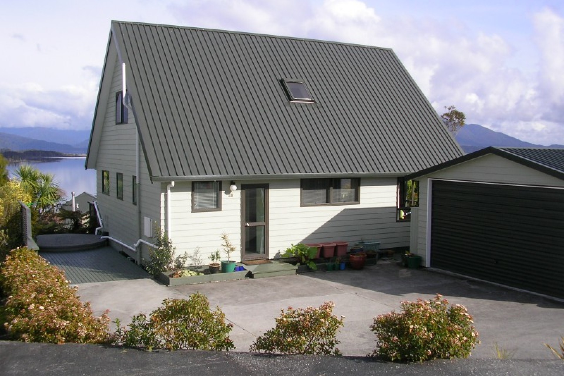 Moana PGG Wrightson Real Estate