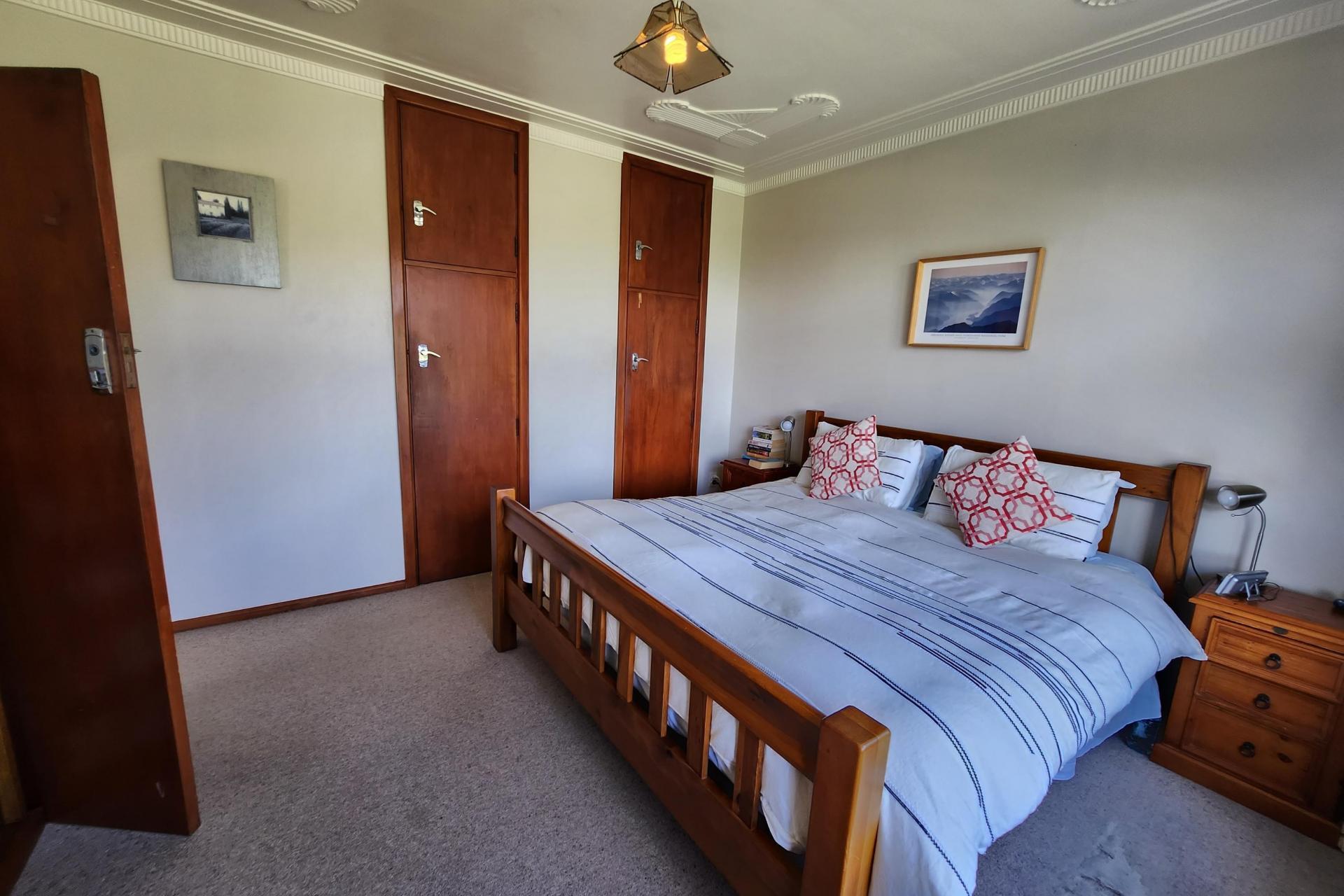 114 Coal Pit Road, Enfield