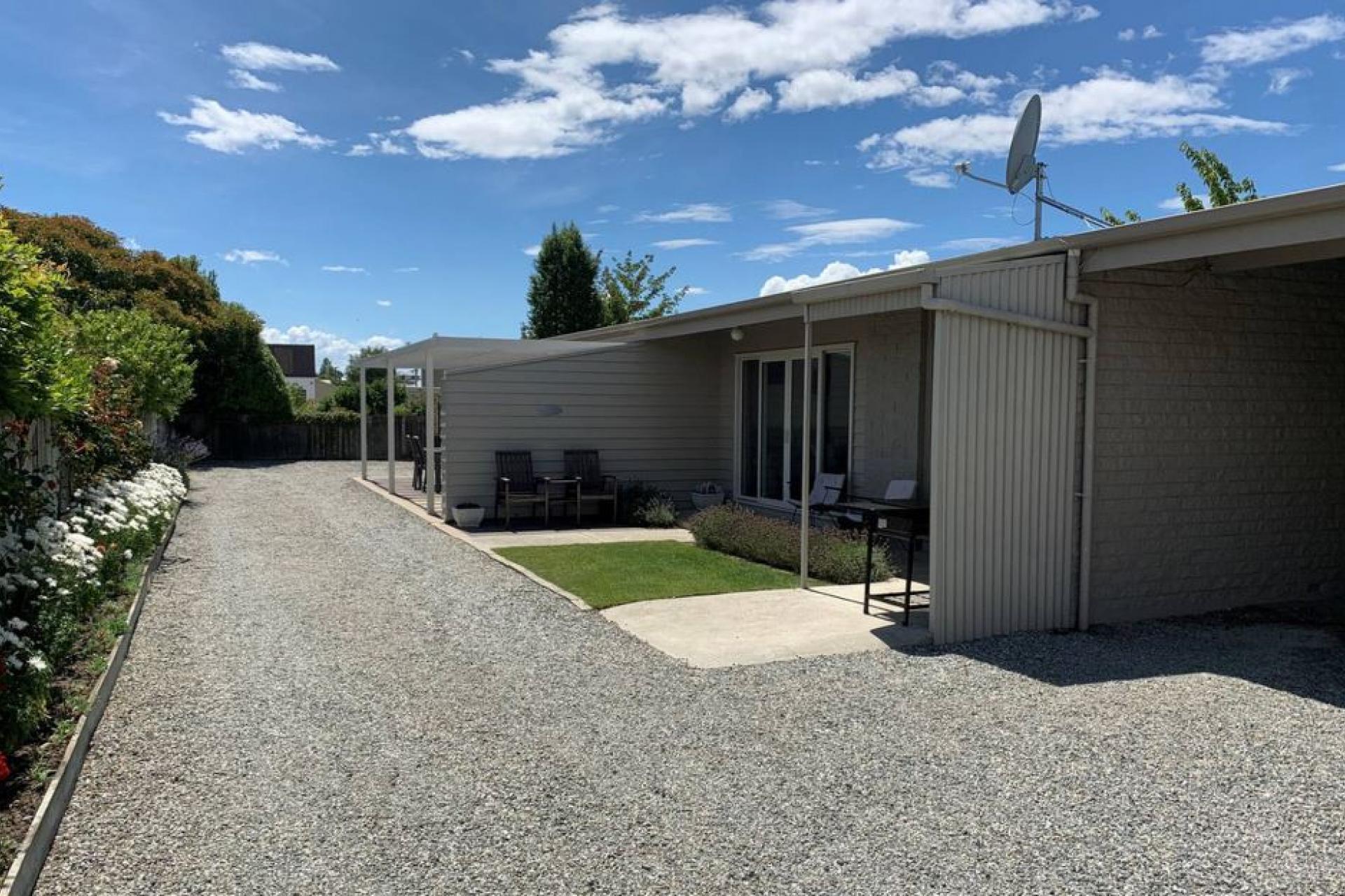 2/2 Walton Street, Alexandra