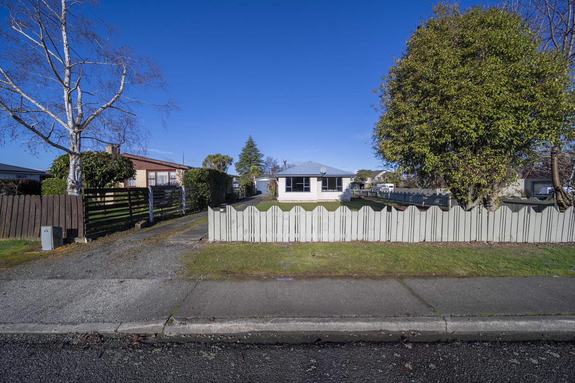 12 Sutherland Street, Te Anau