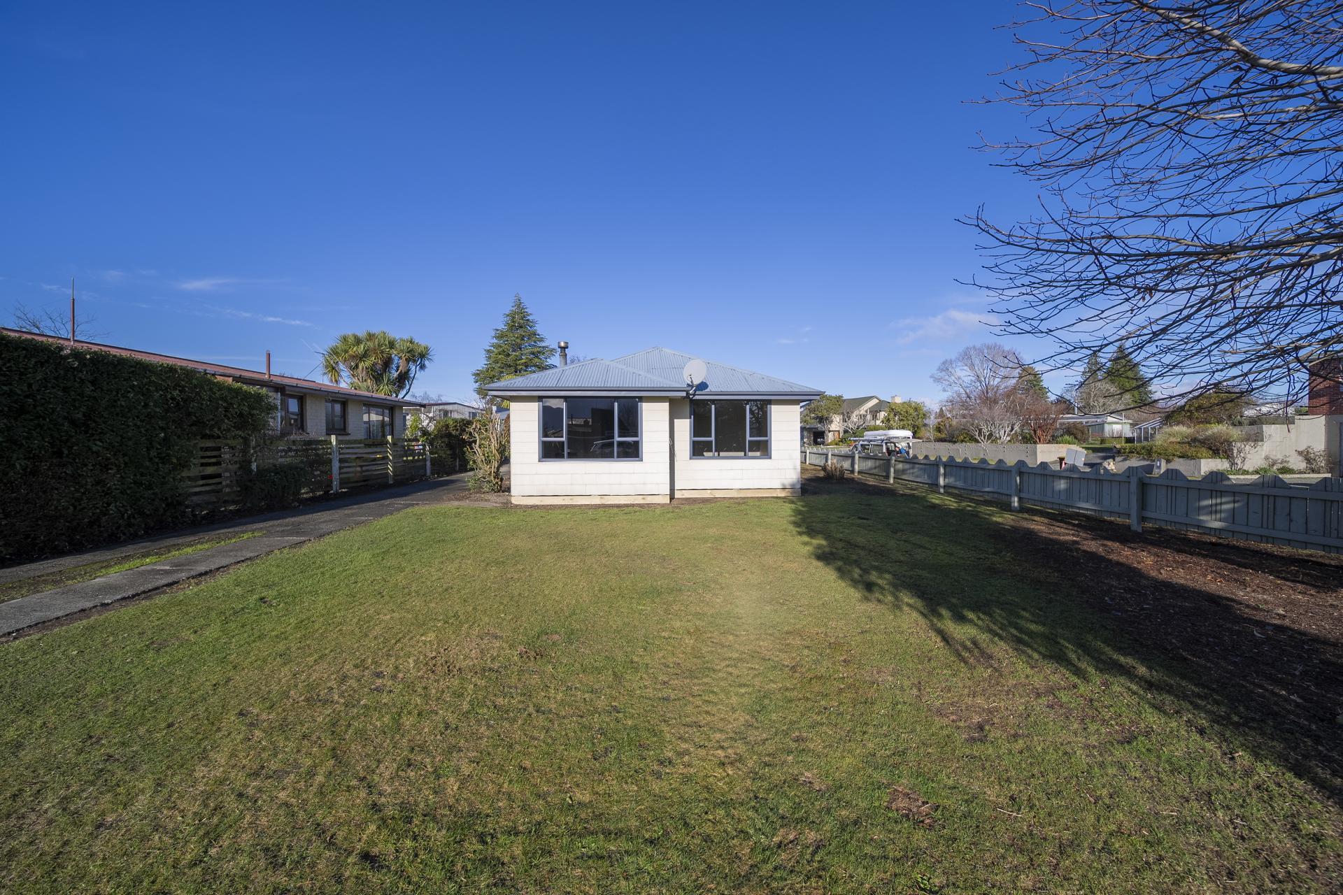 12 Sutherland Street, Te Anau