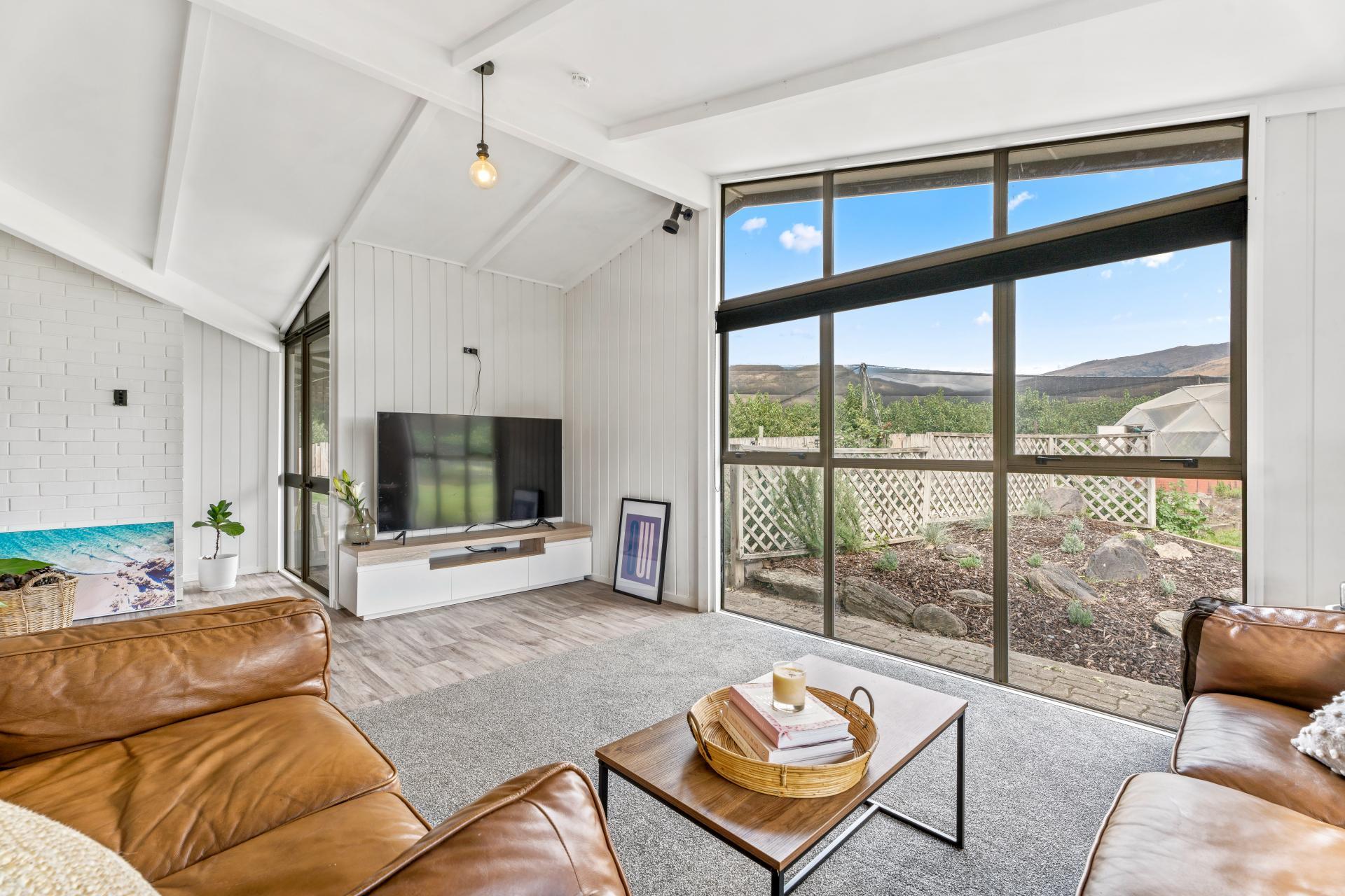 94 Pearson Road, Cromwell
