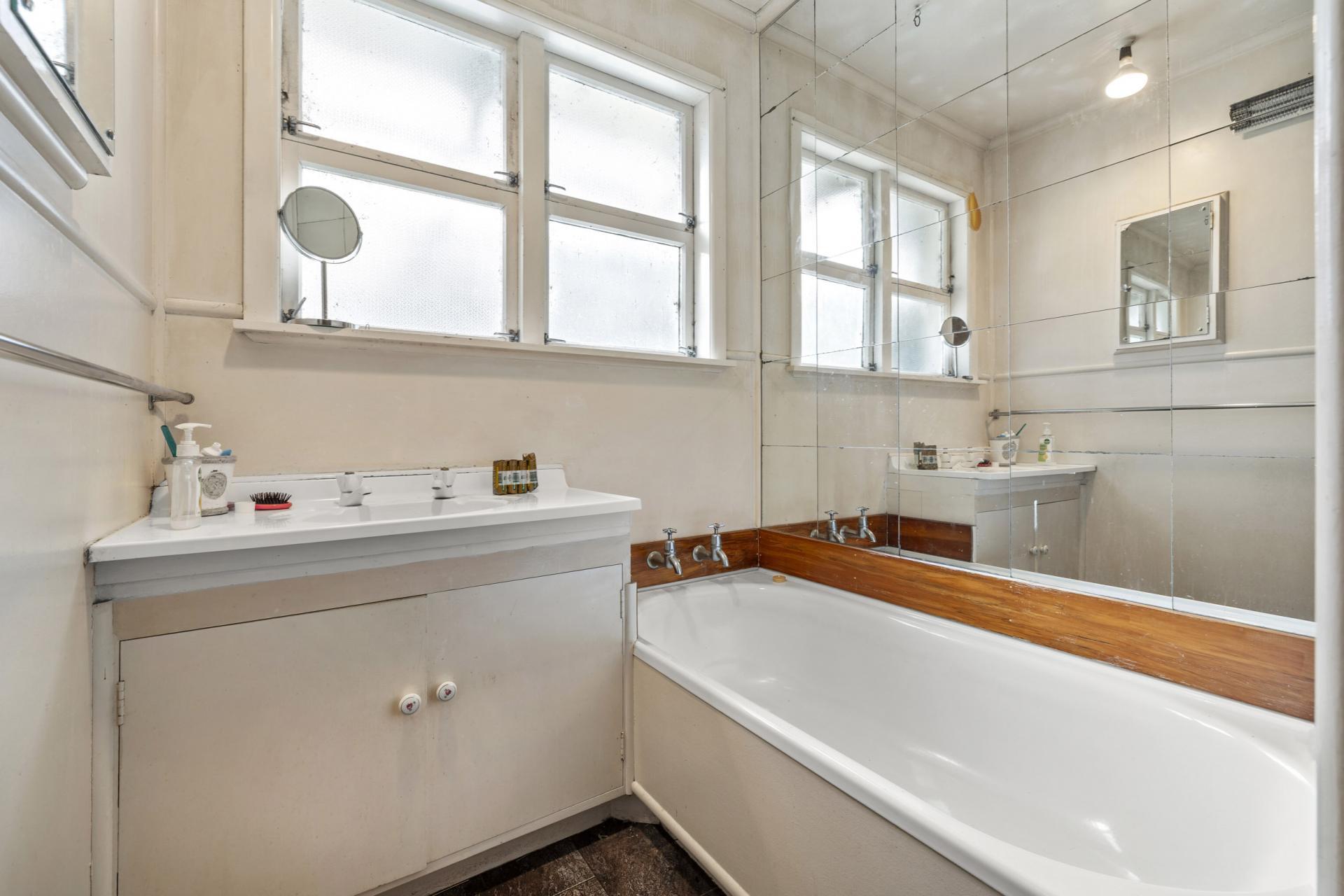 386 Marshmeadow Road, Newstead