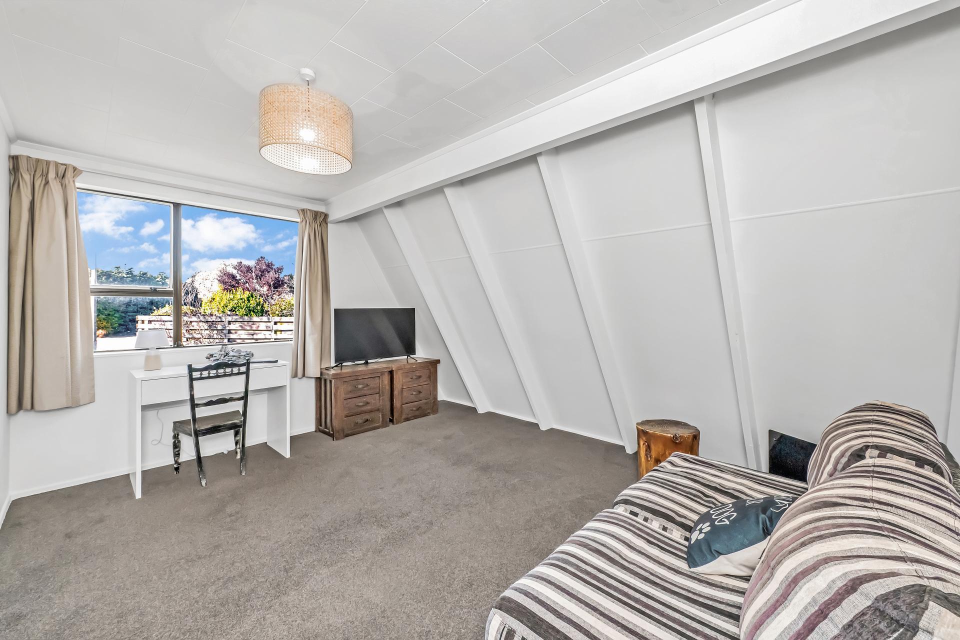 24 Torlesse Crescent, Darfield