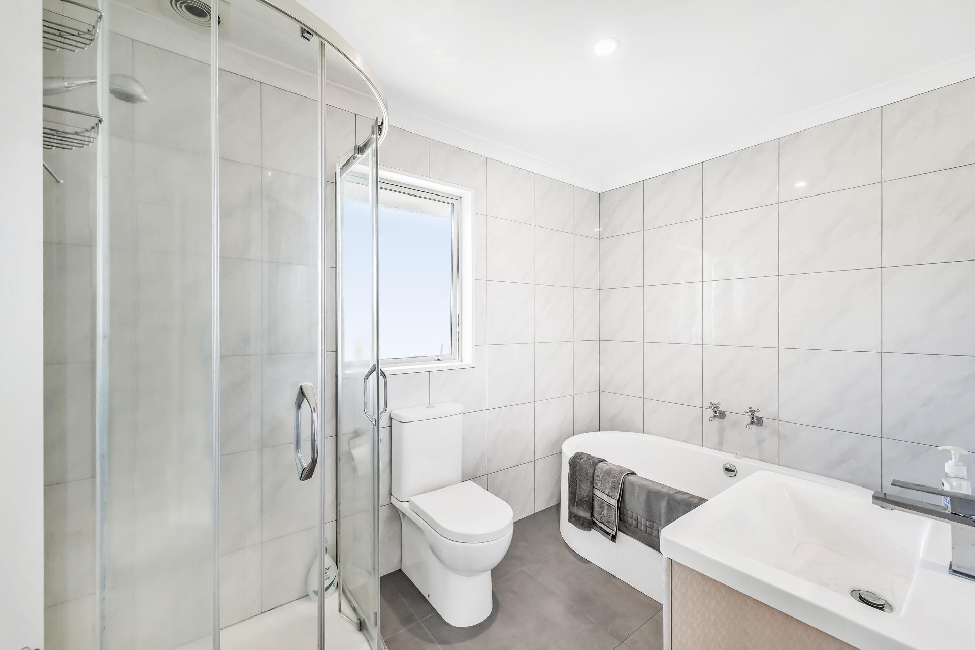 74 Foothills Road, Okuku