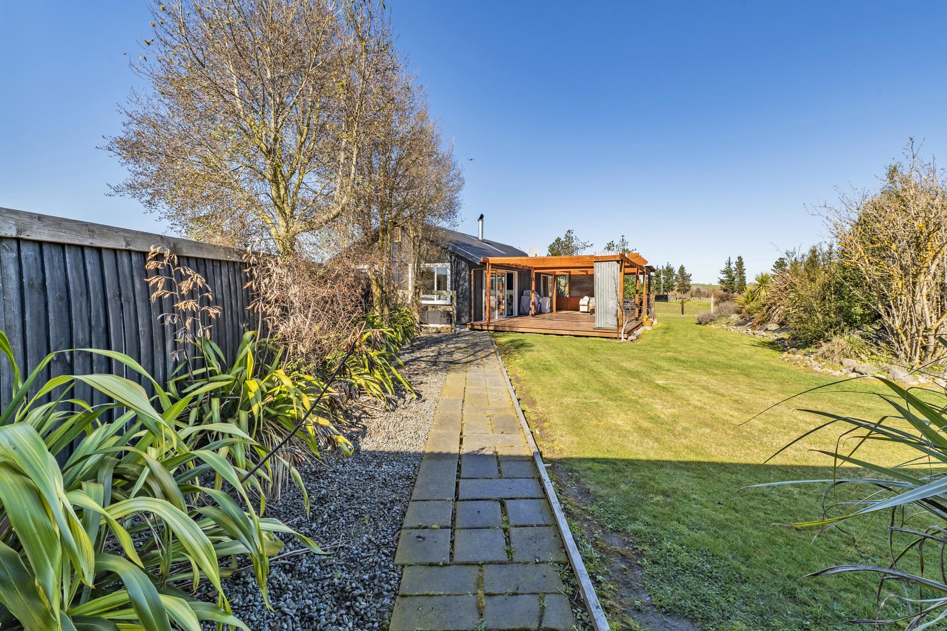 74 Foothills Road, Okuku