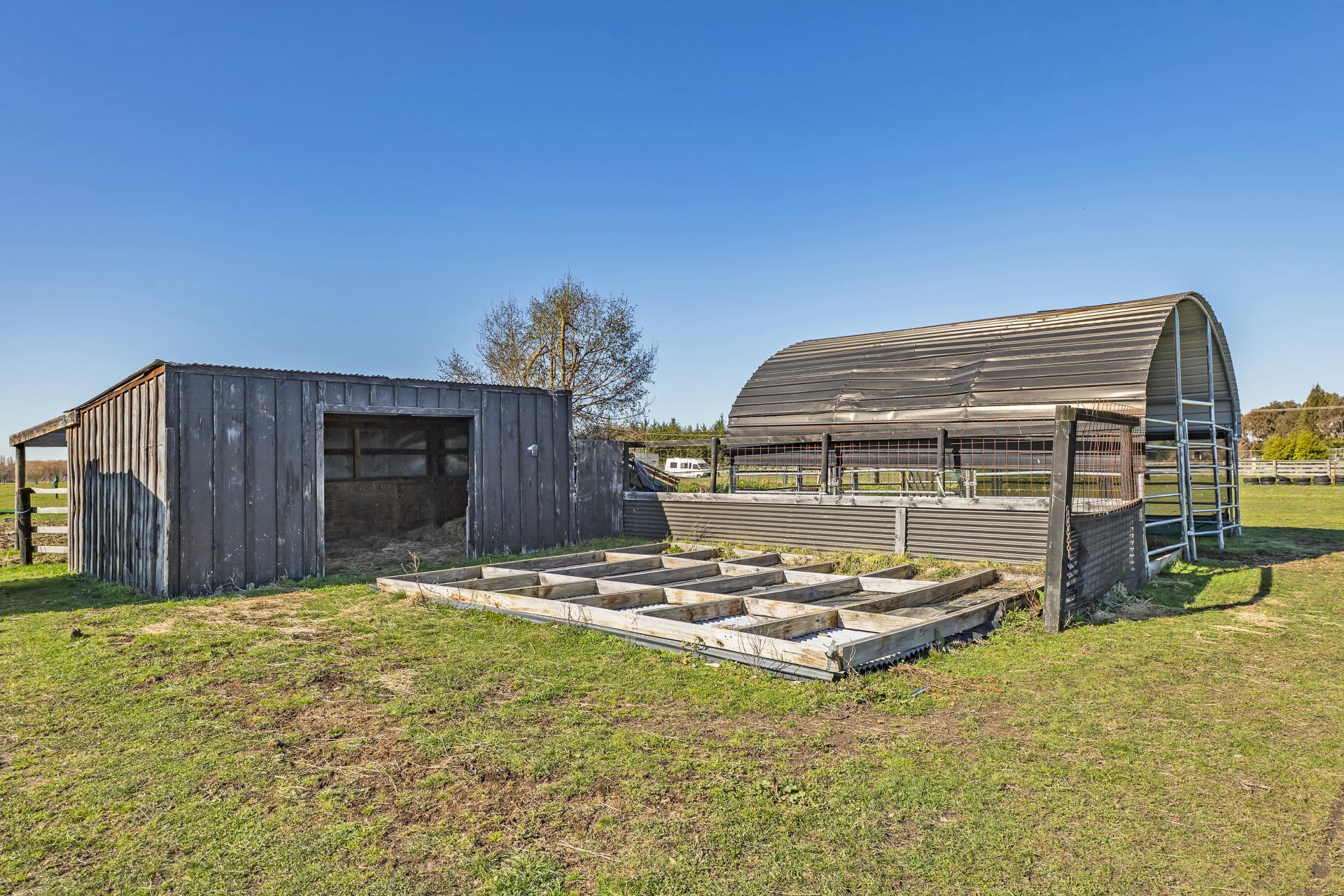 74 Foothills Road, Okuku