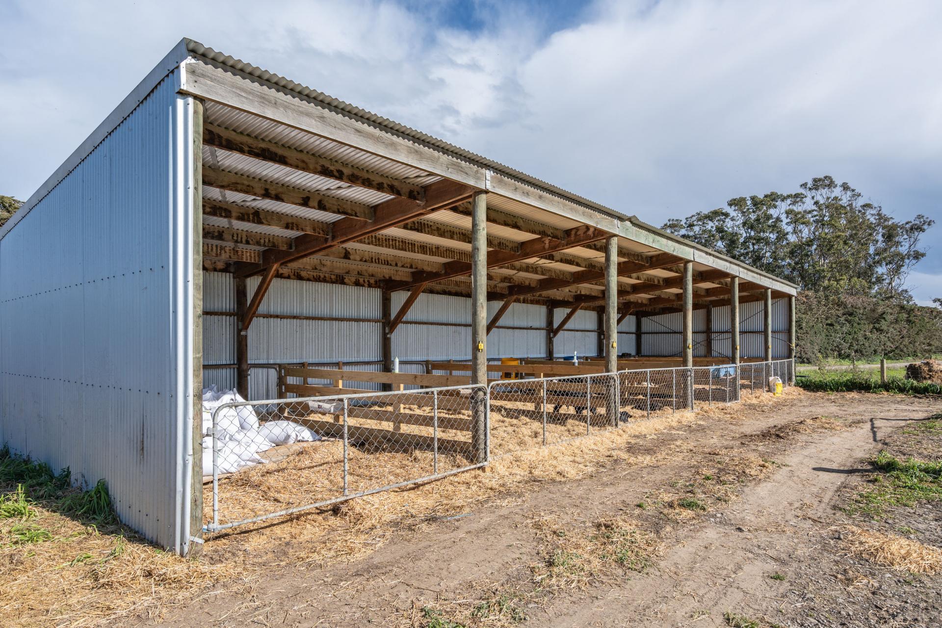 889 Corbetts Road, North, Dorie