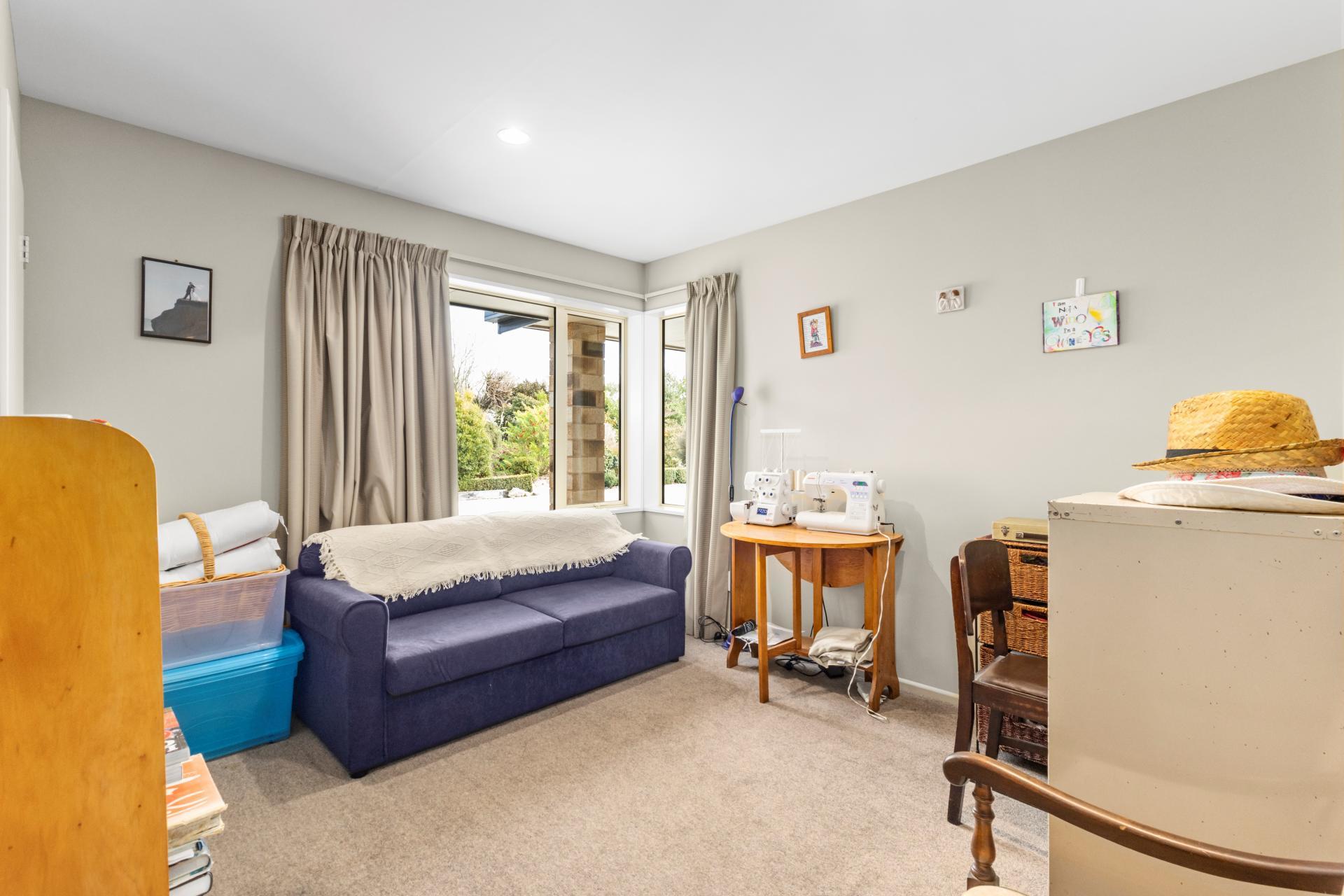 395 Claremont Road, Claremont