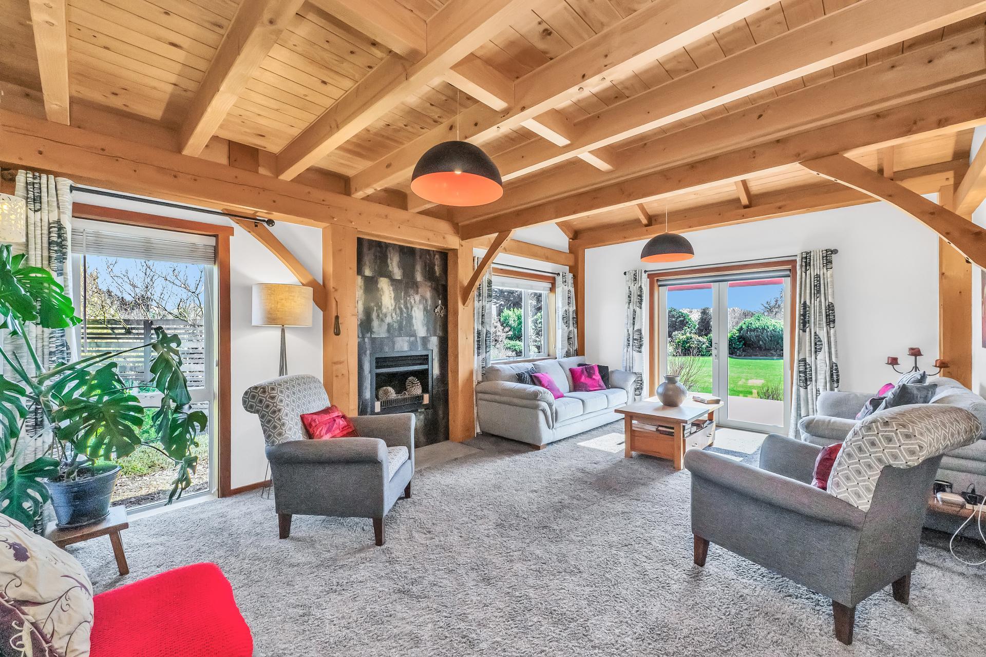 9 Hayfield Terrace, Cust