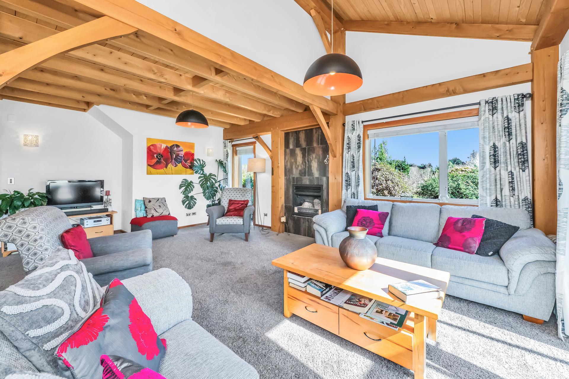 9 Hayfield Terrace, Cust