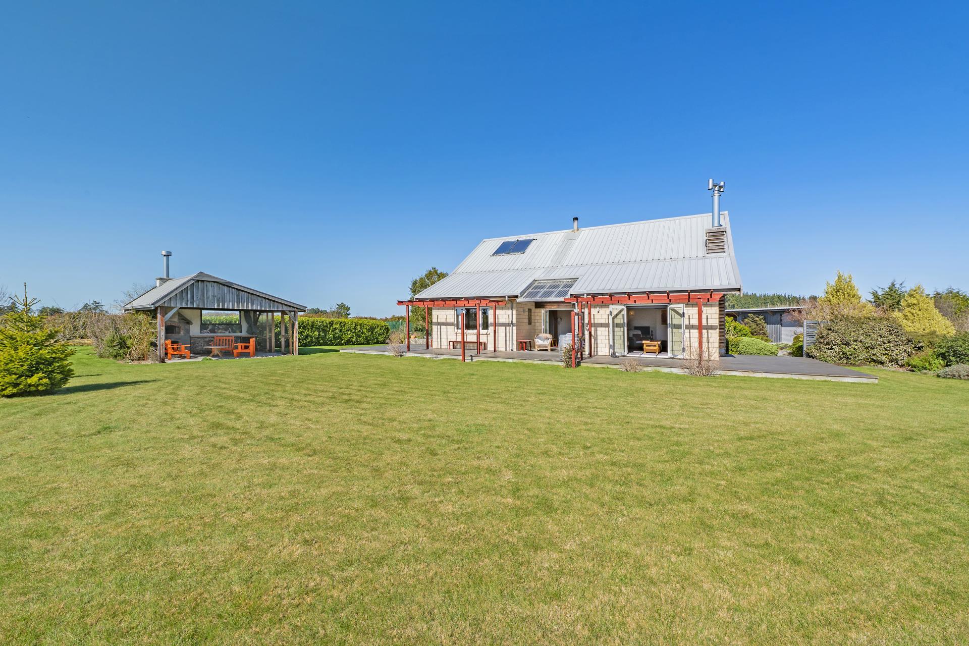 9 Hayfield Terrace, Cust