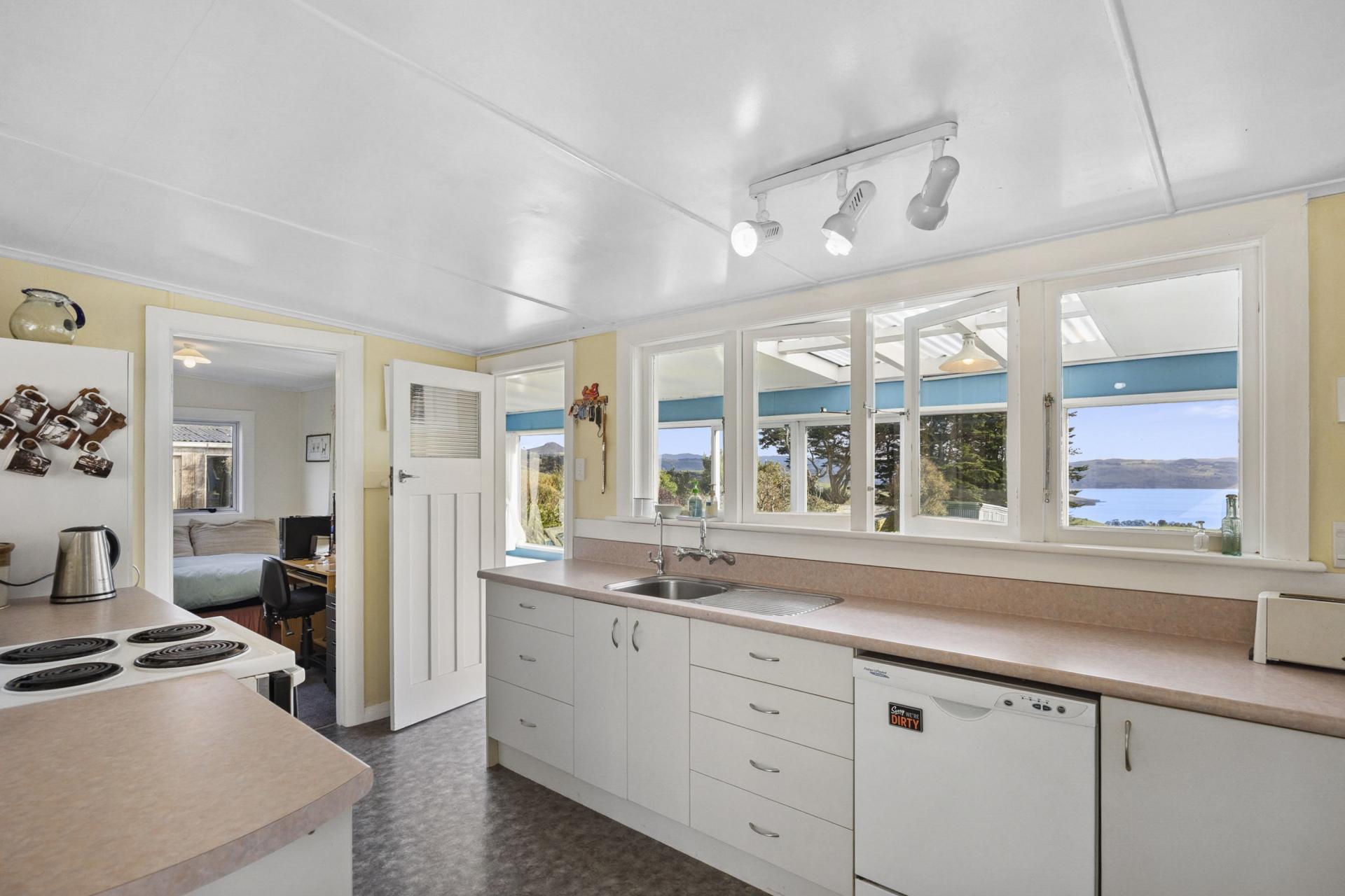 443 and 485 Heyward Point Road, Heyward Point