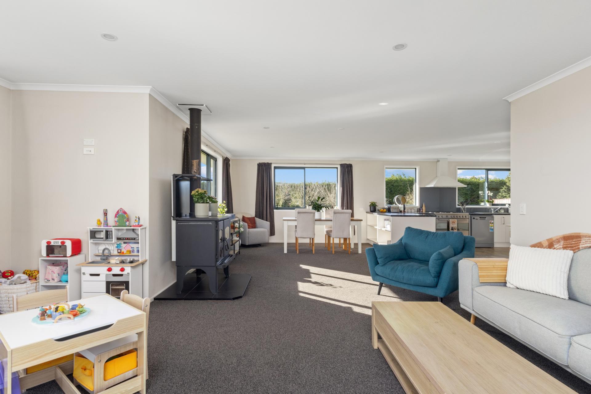 365 Fraser Road, Rosewill