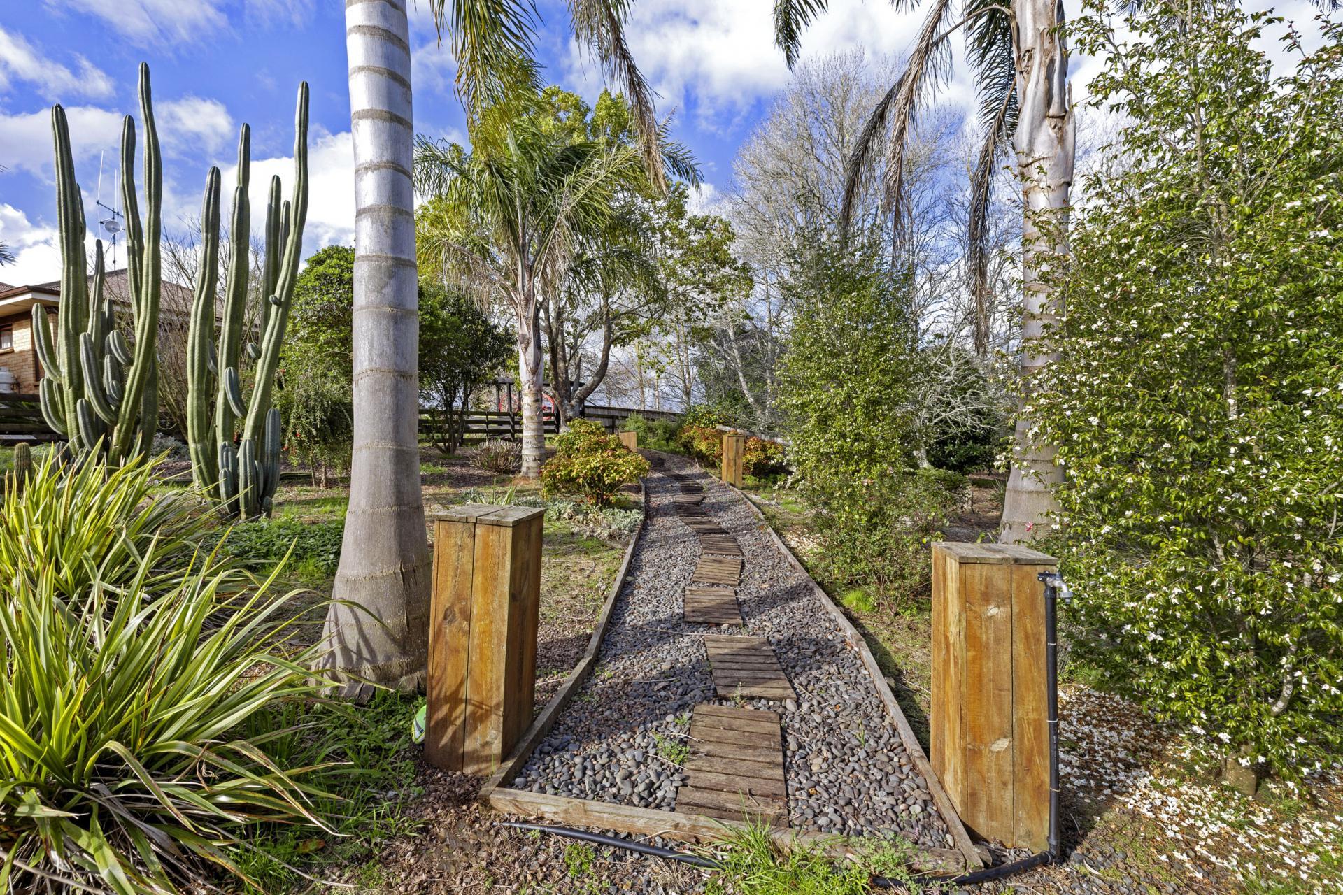 802 Tuhikaramea Road, Ngahinapouri