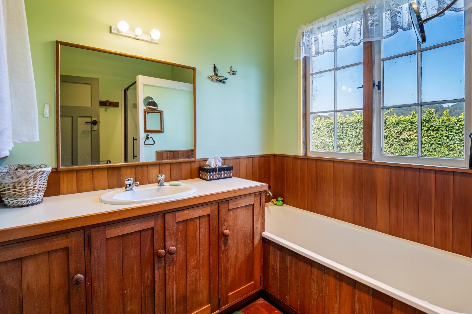 24 Gill Lane, Te Puna