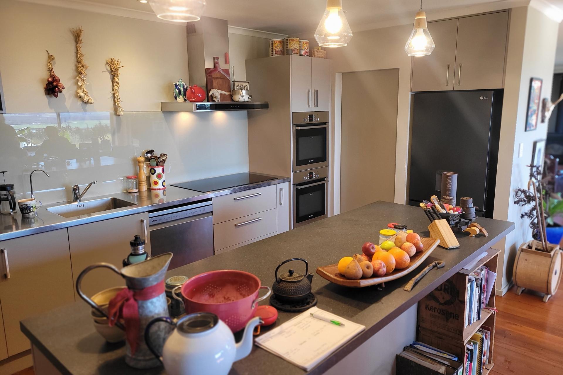 150 Macaulay Road, Awamoko
