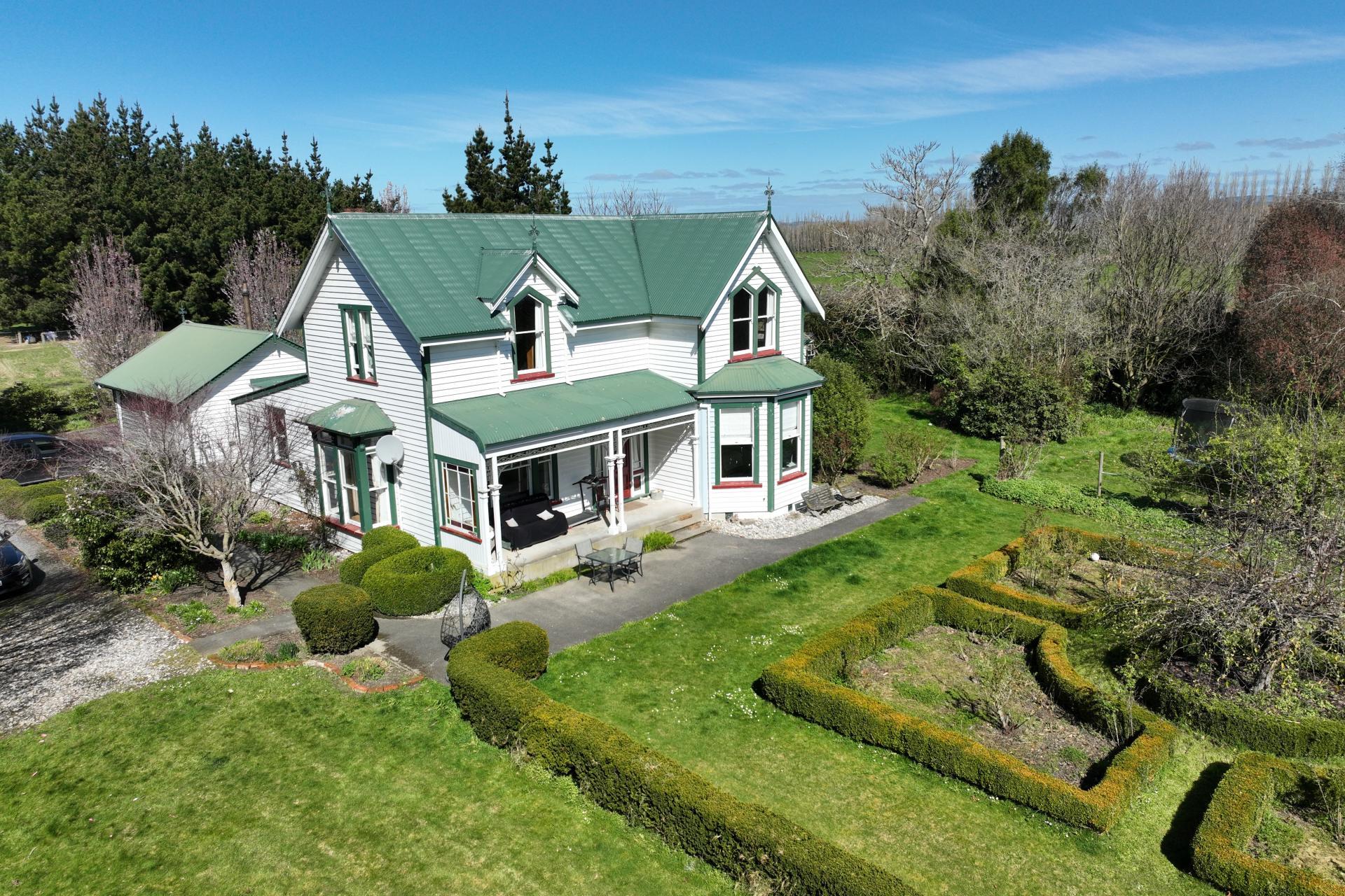 74 Riverbank Road, Inch Clutha