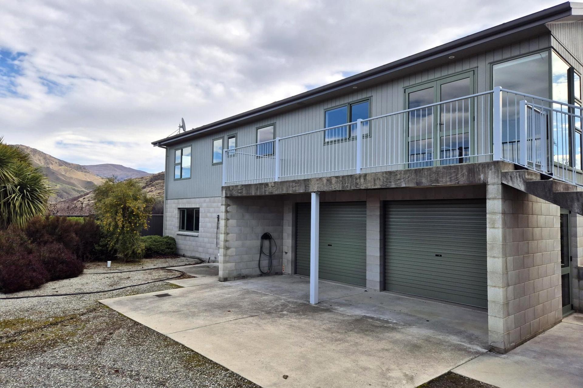 14 Pearson Road, Cromwell