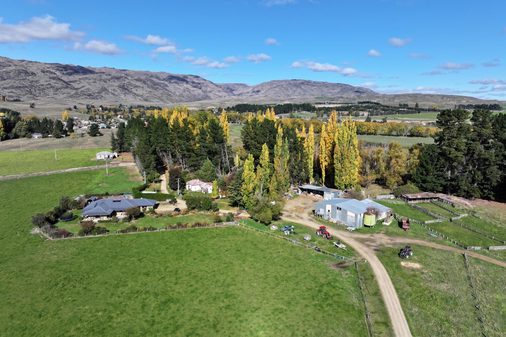 315 and 1564 Patearoa Ranfurly Road, Patearoa
