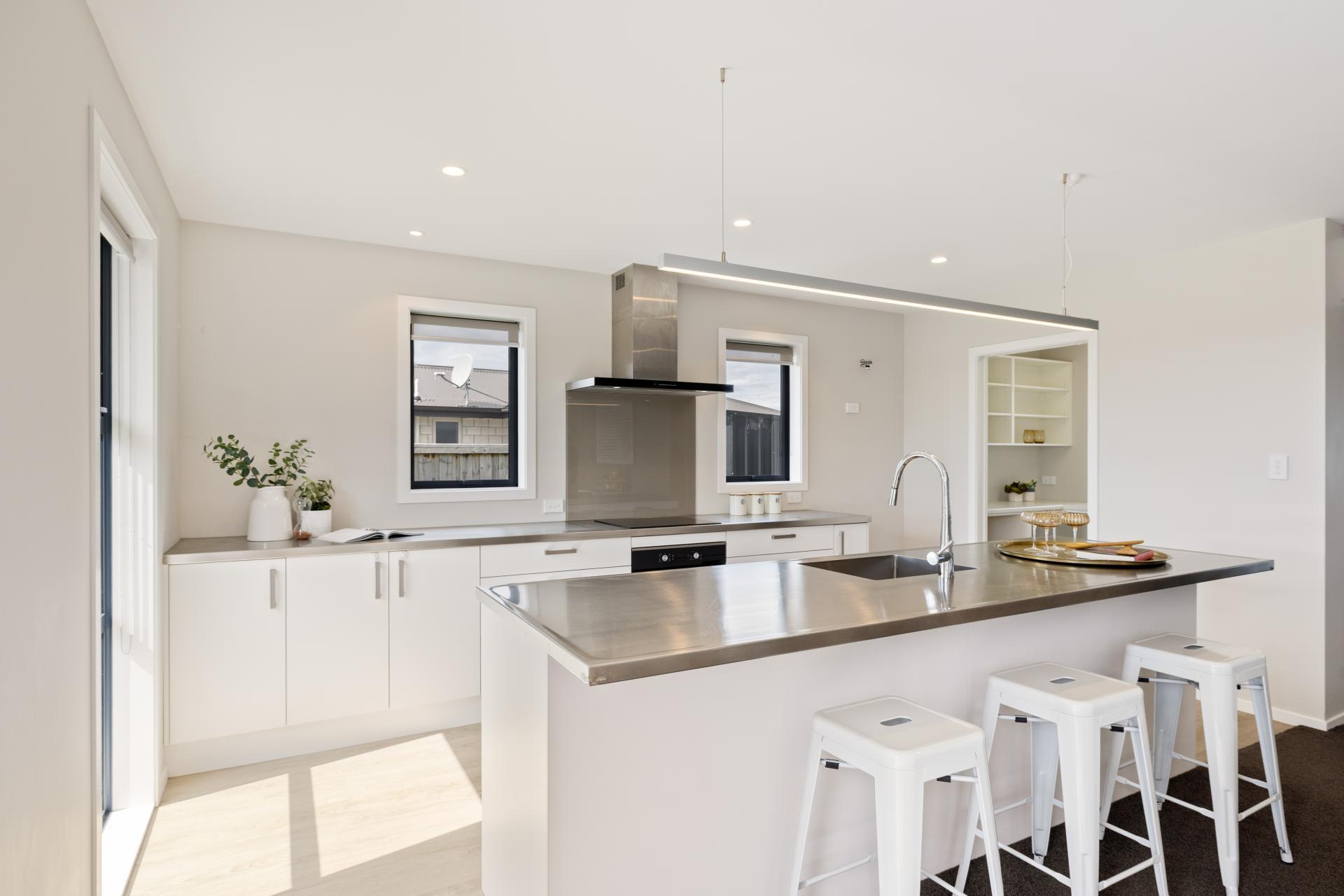 15 Johnson Avenue, Amberley