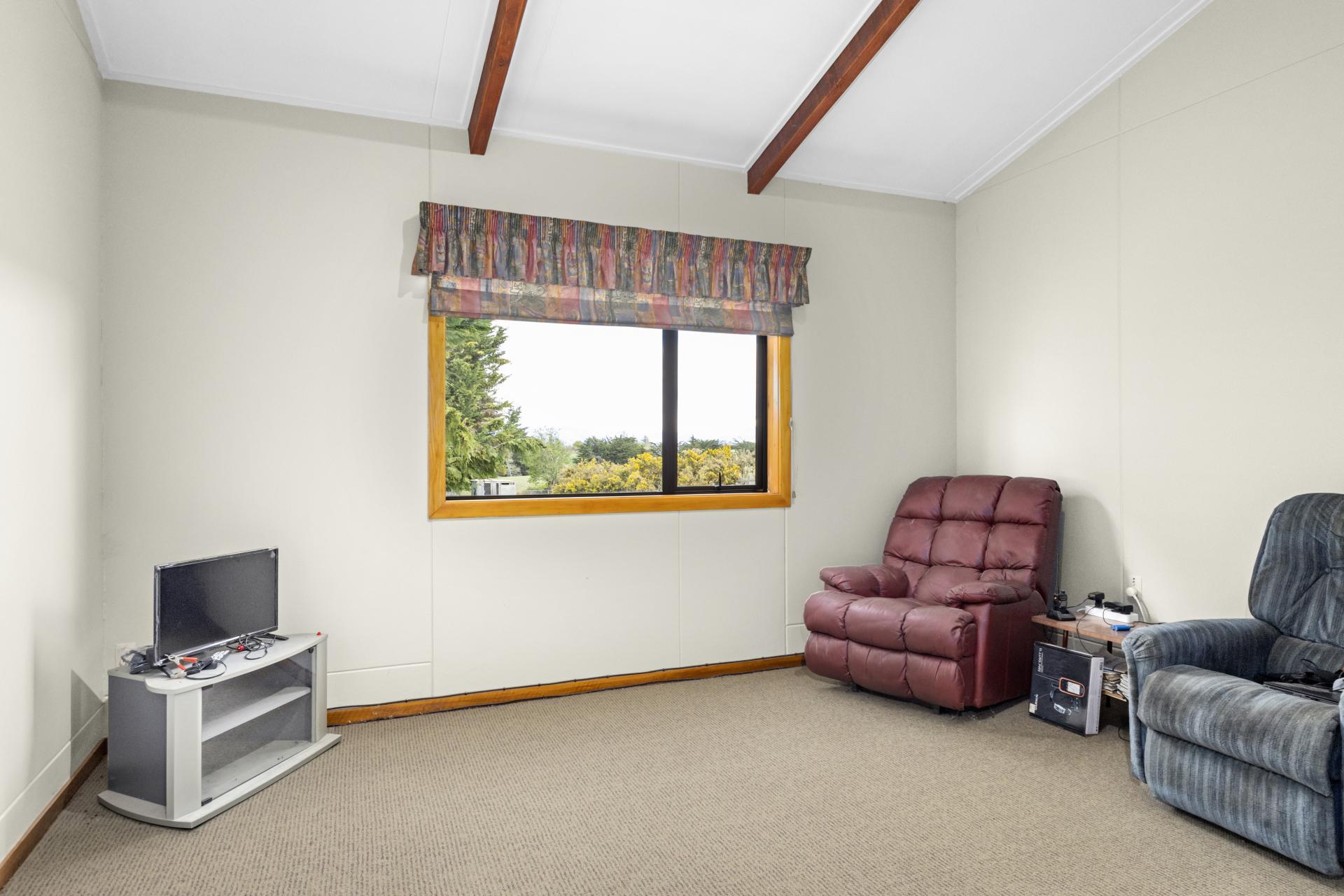 302 Beaconsfield Road, Fairview