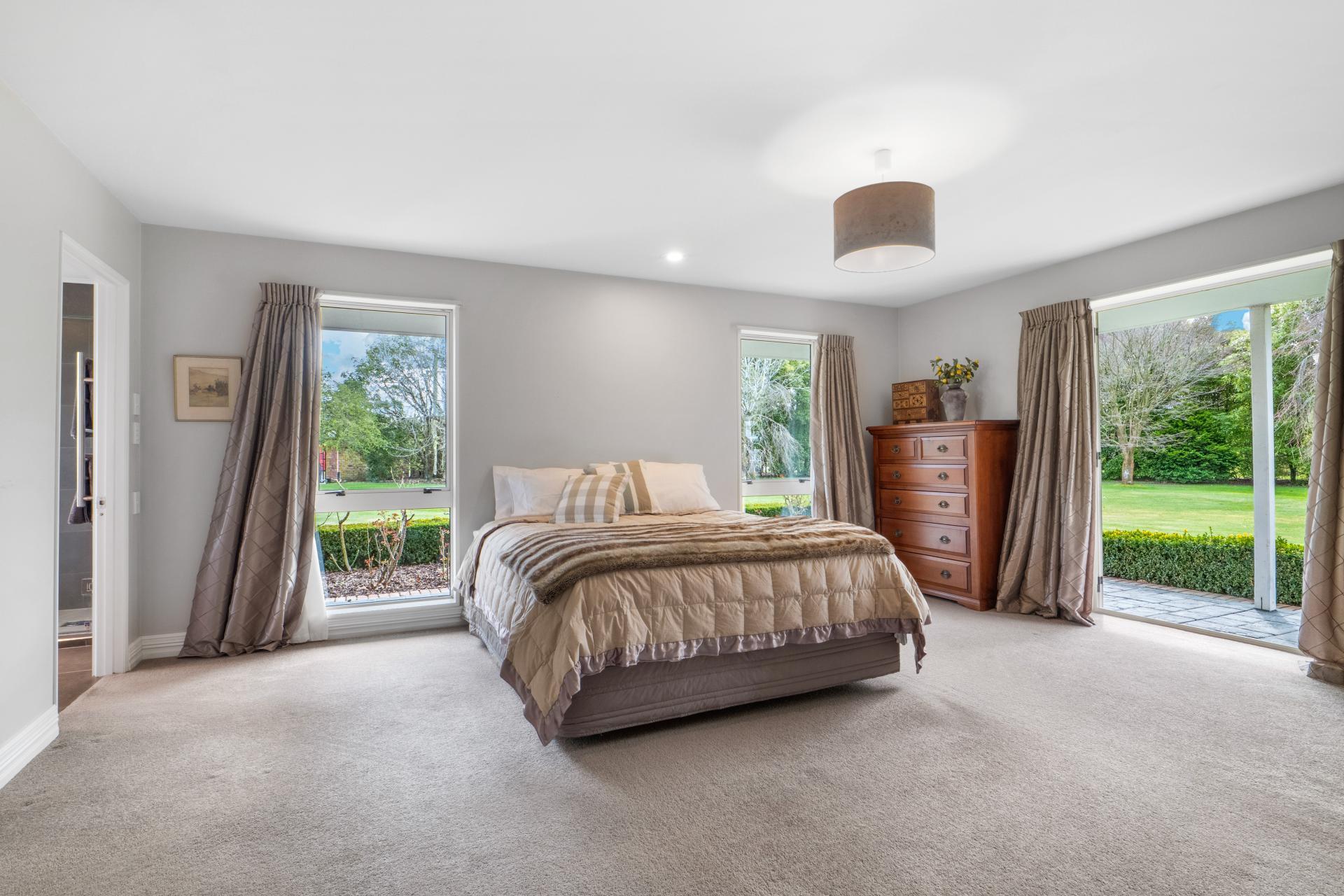 86 Stanleys Road, Harewood
