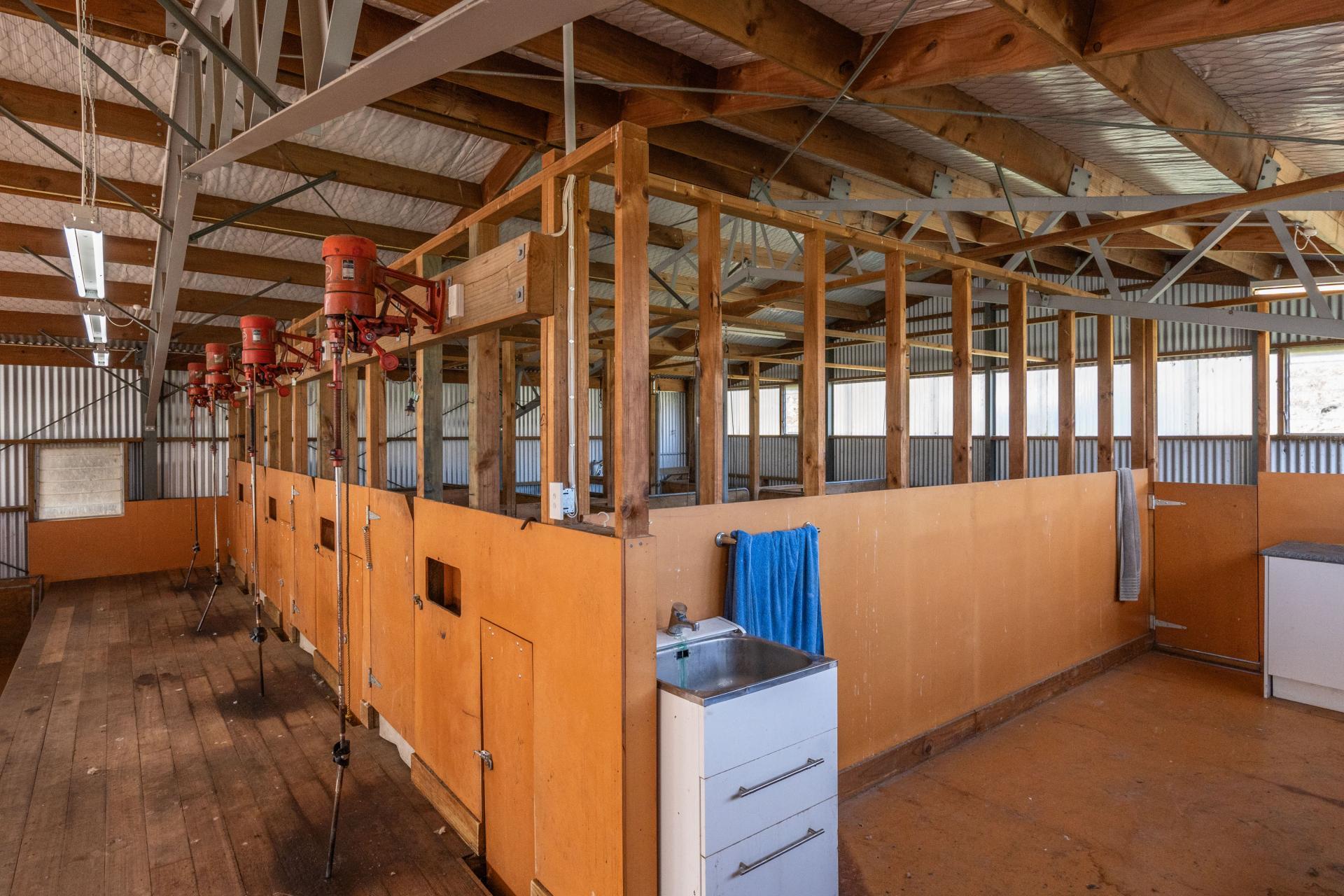 1246 Leader Road West, Waiau