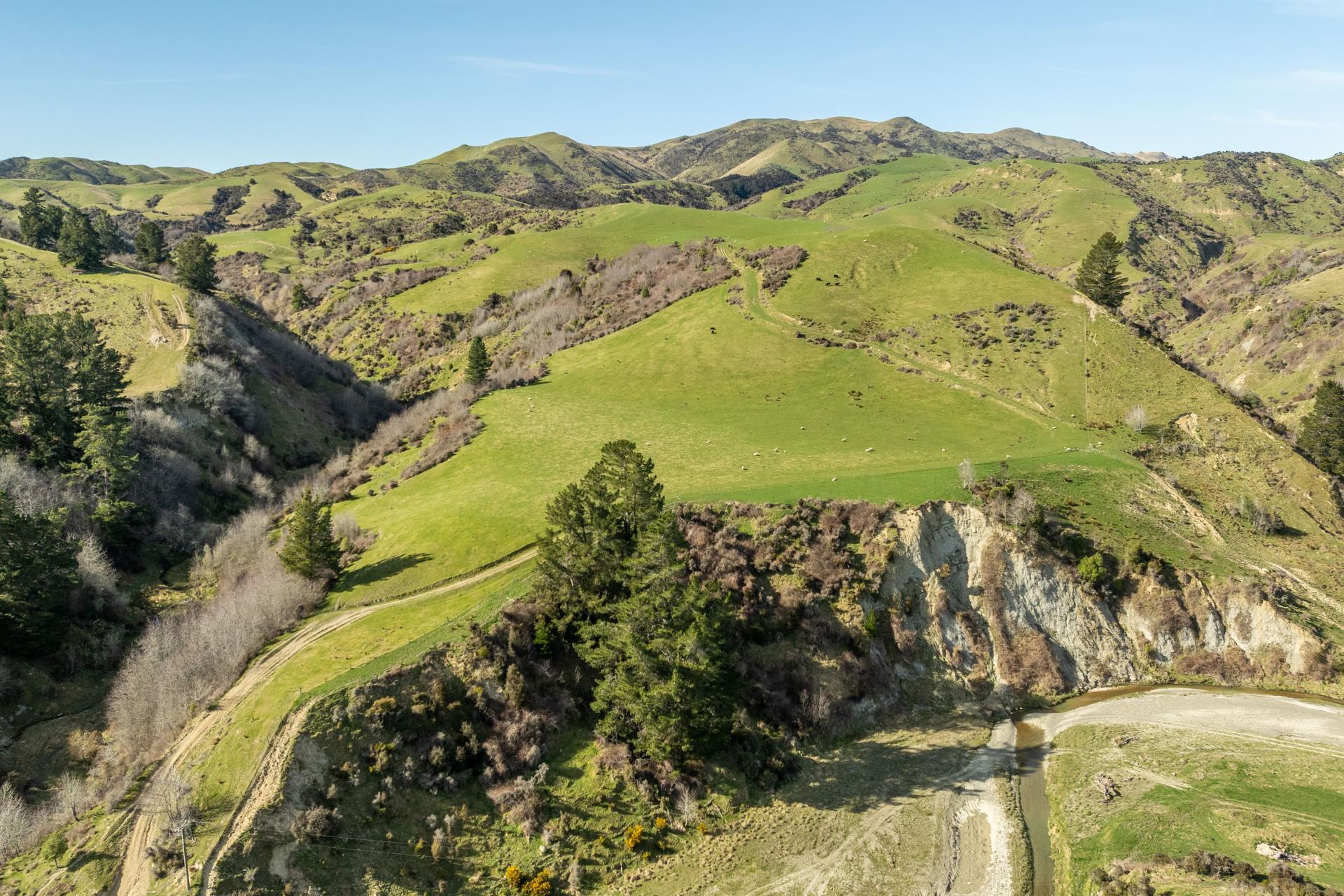 1246 Leader Road West, Waiau