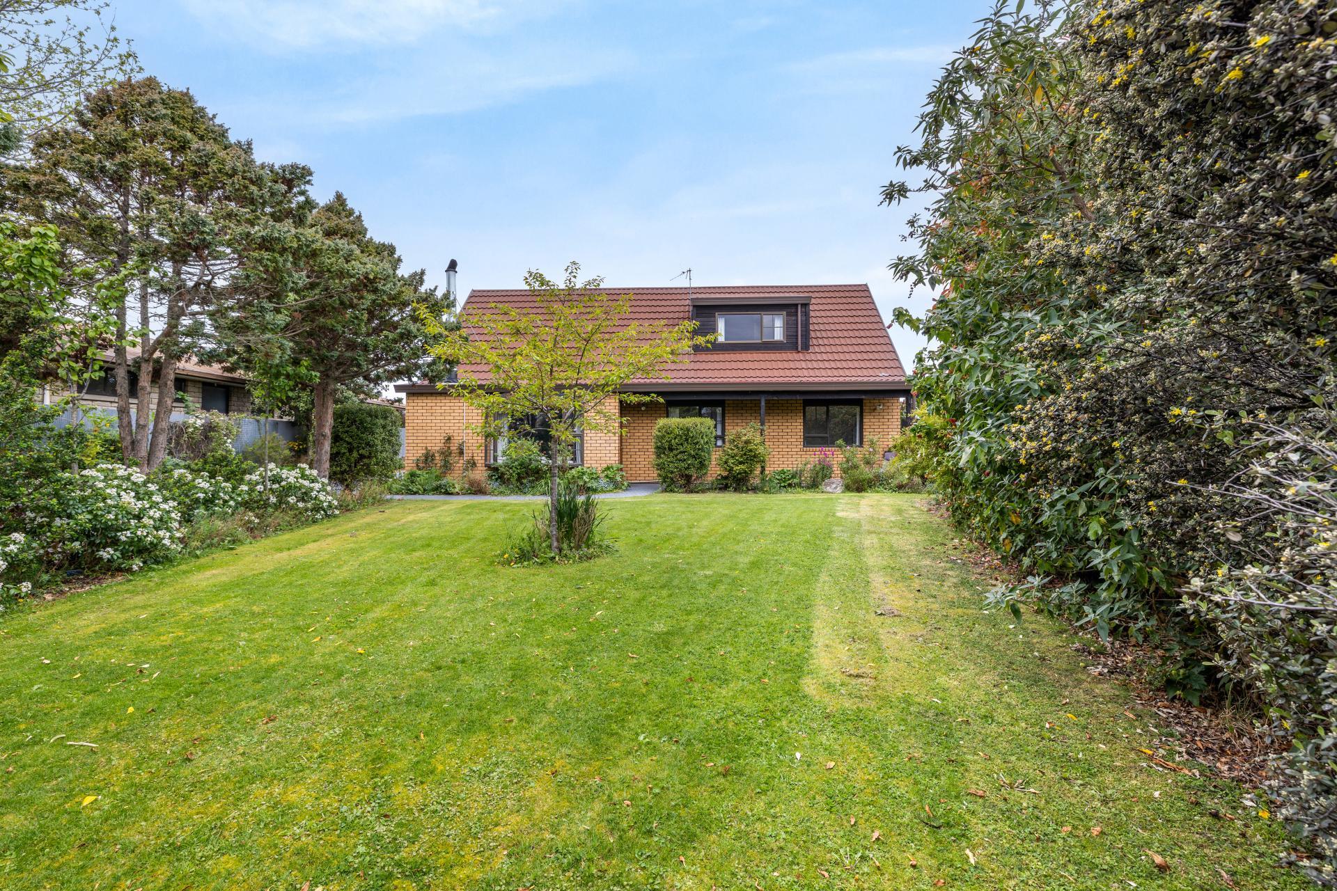 44 Seadown Crescent, Amberley