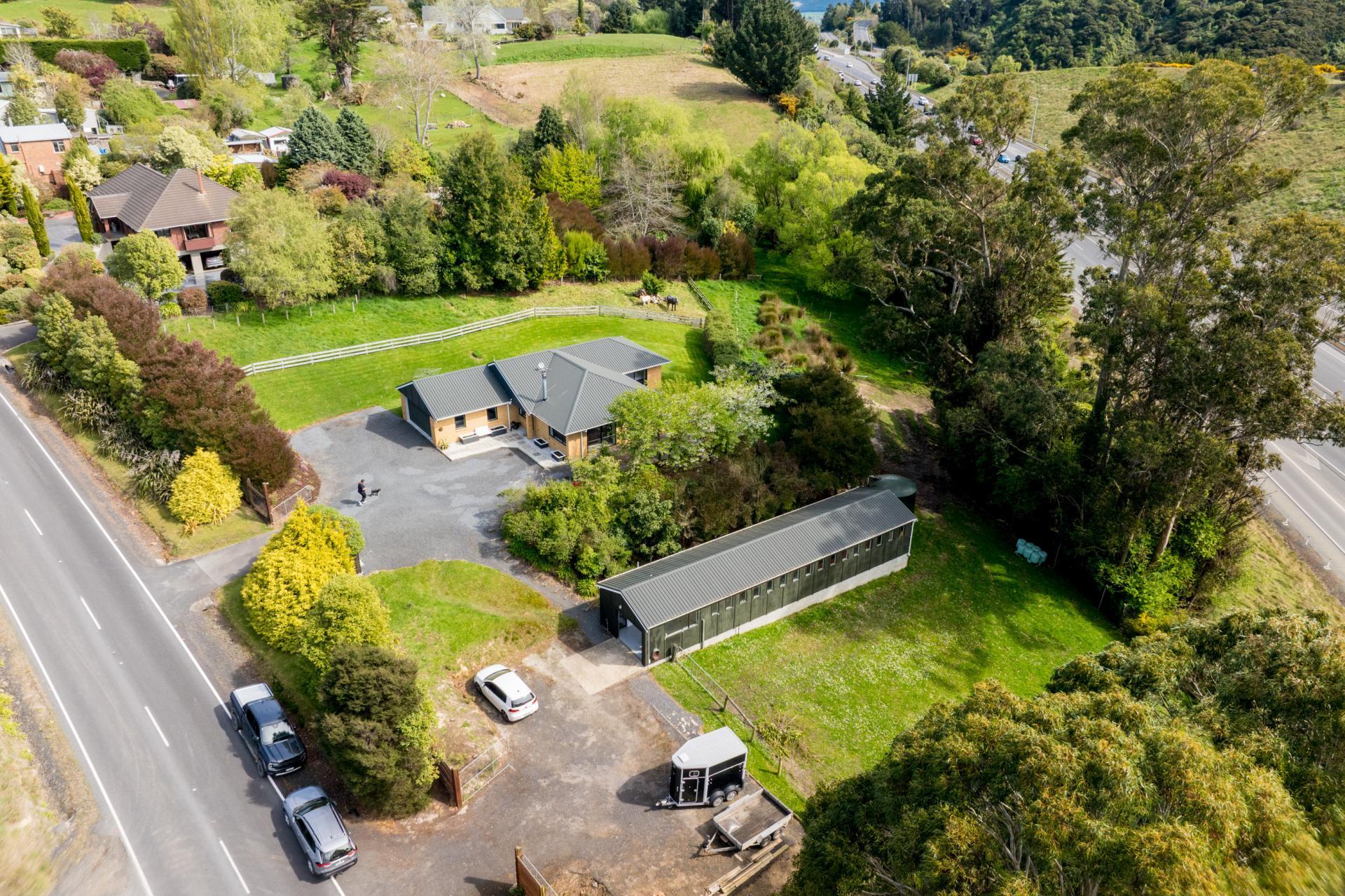 14 Saddle Hill Road, Fairfield