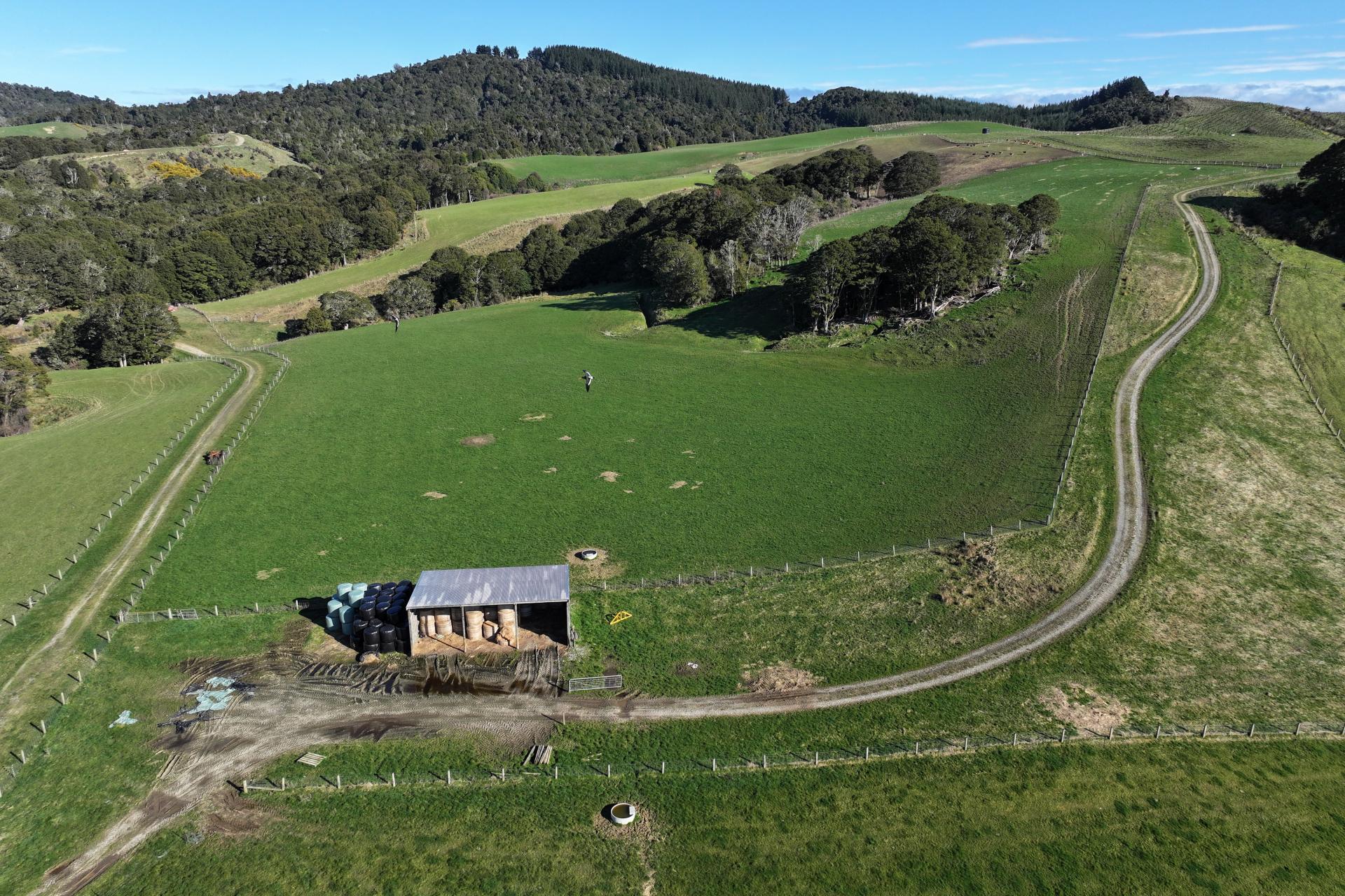 725 Grove Burn Road, Tuatapere