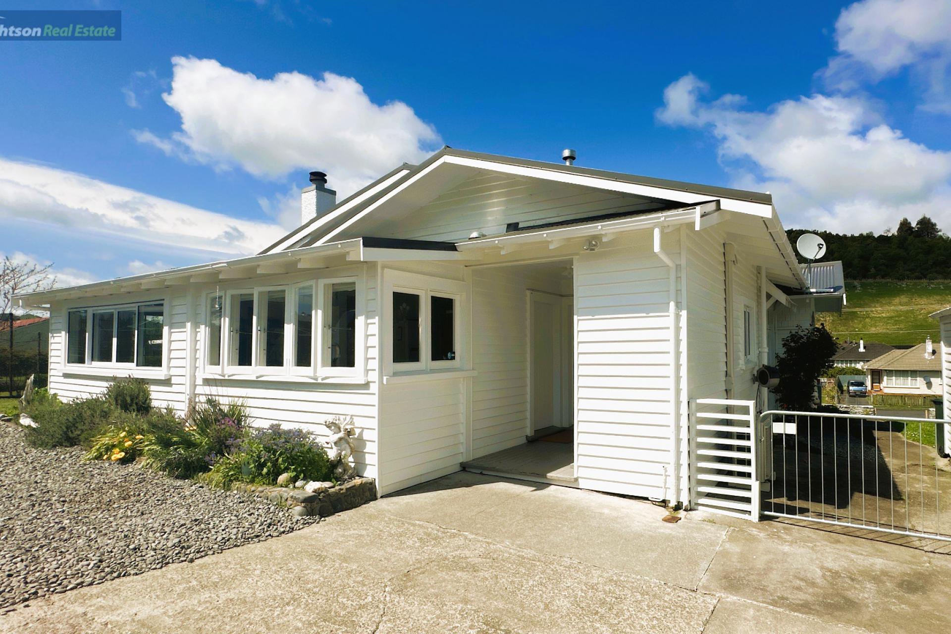 51- 53 Goldfinch Street, Taihape