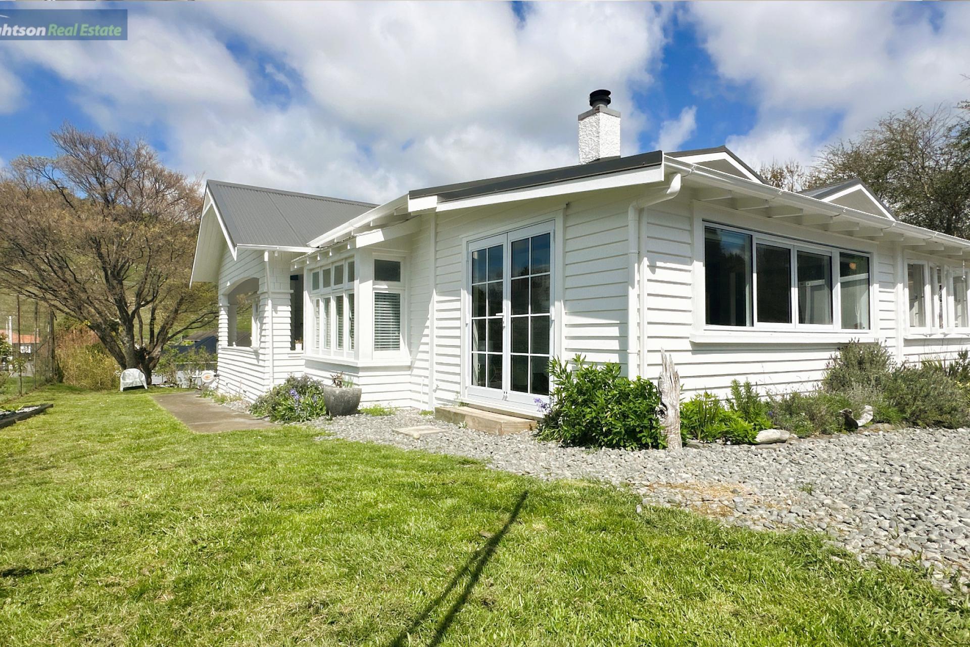 51- 53 Goldfinch Street, Taihape