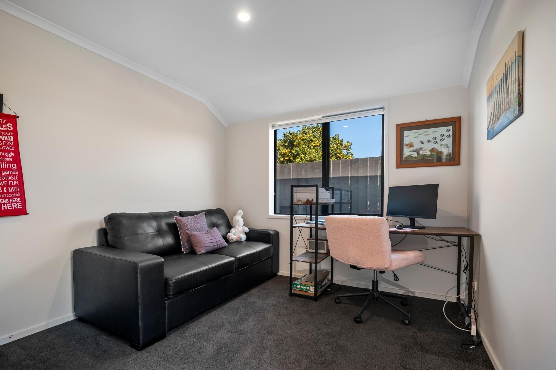 11 Eastbank Drive, Katikati