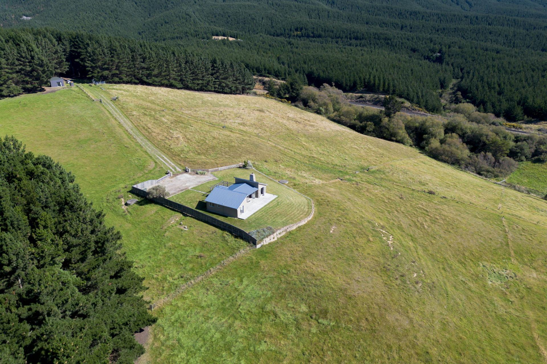 4894 Hampden-Palmerston Road, Shag Point