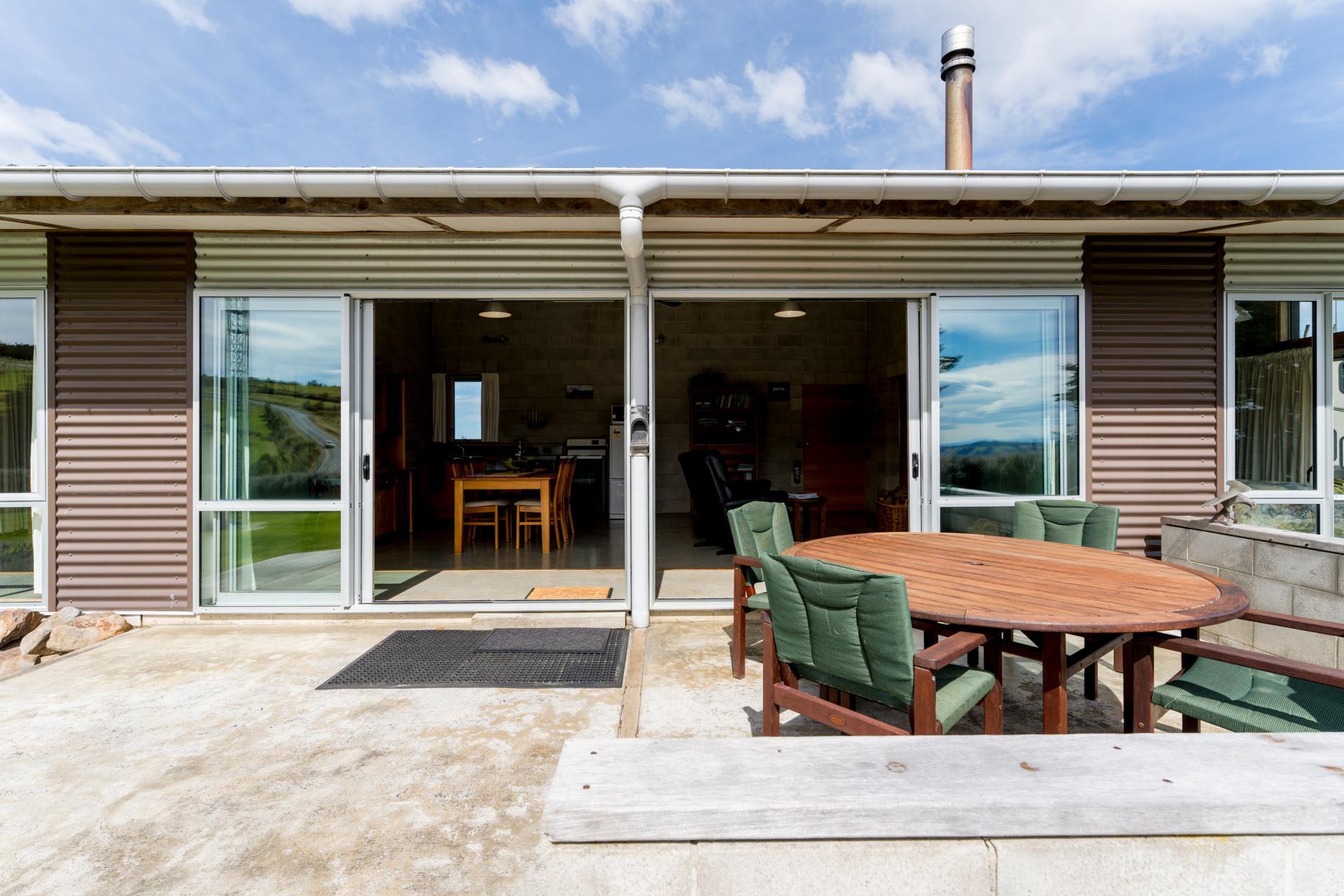 351 Saddle Hill Road, Scroggs Hill