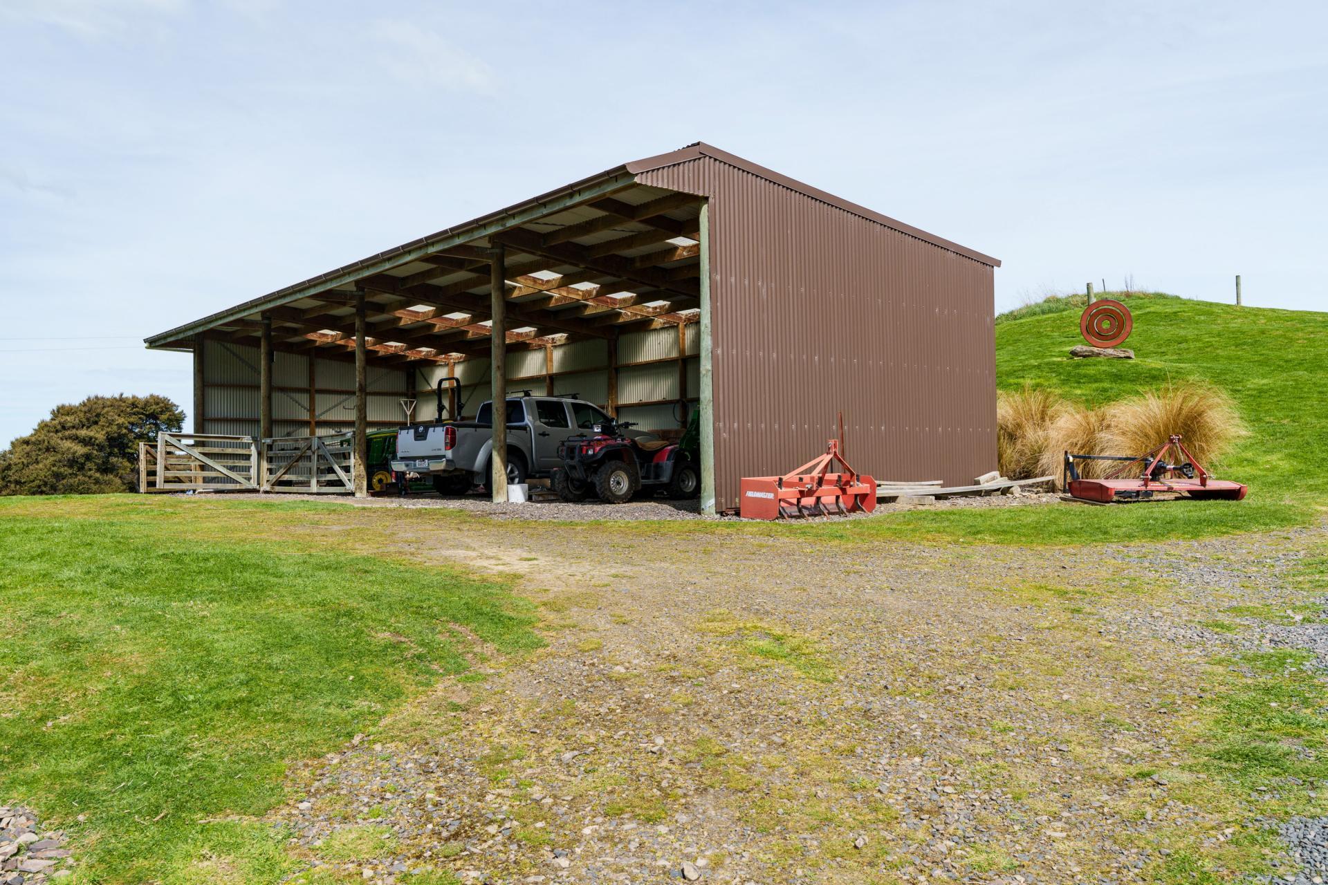 351 Saddle Hill Road, Scroggs Hill